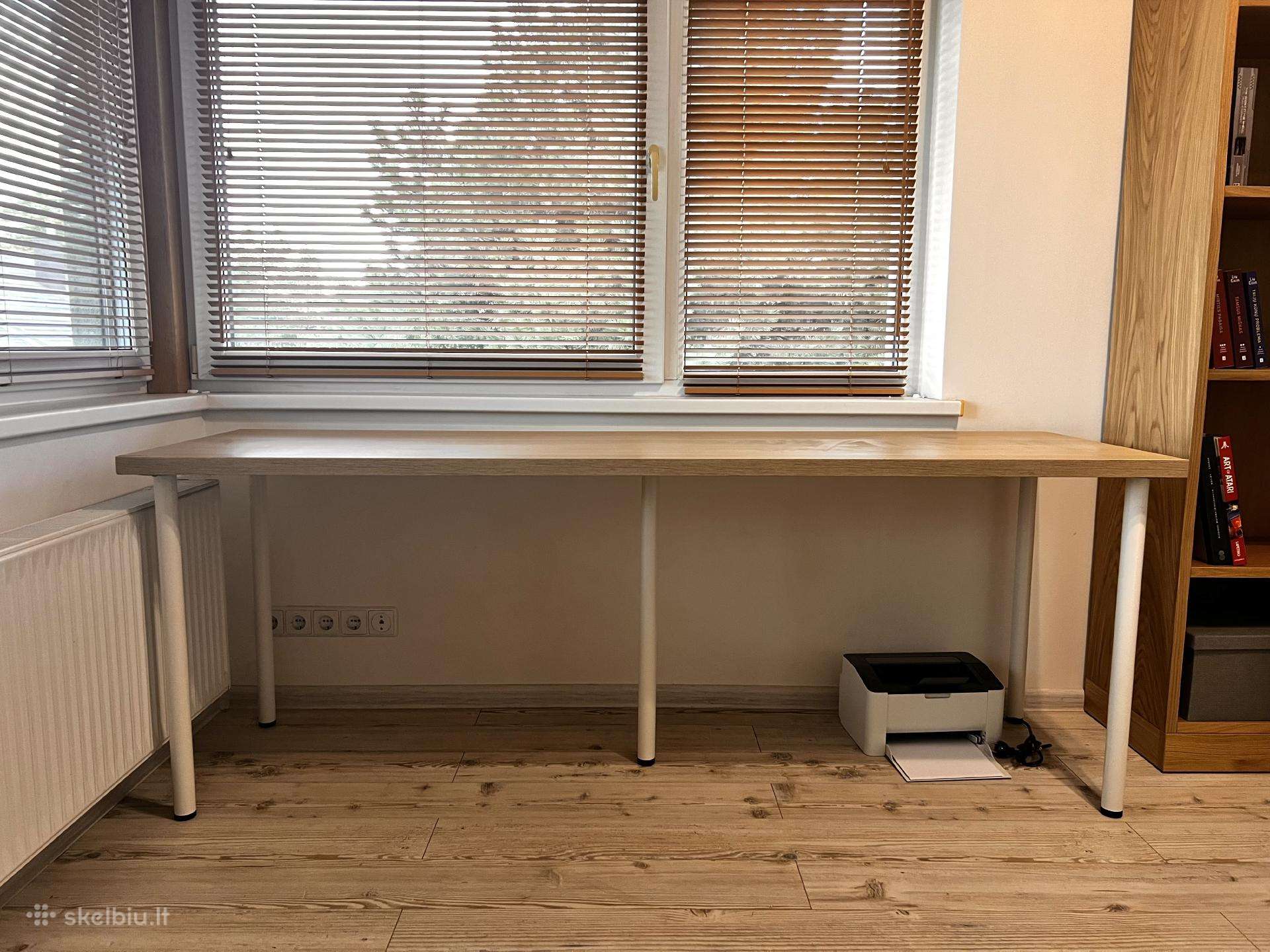 Ikea stalas