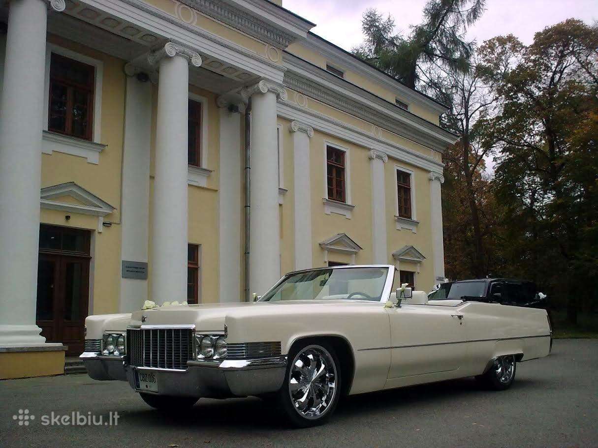 Cadillac DeVille, Лимузин