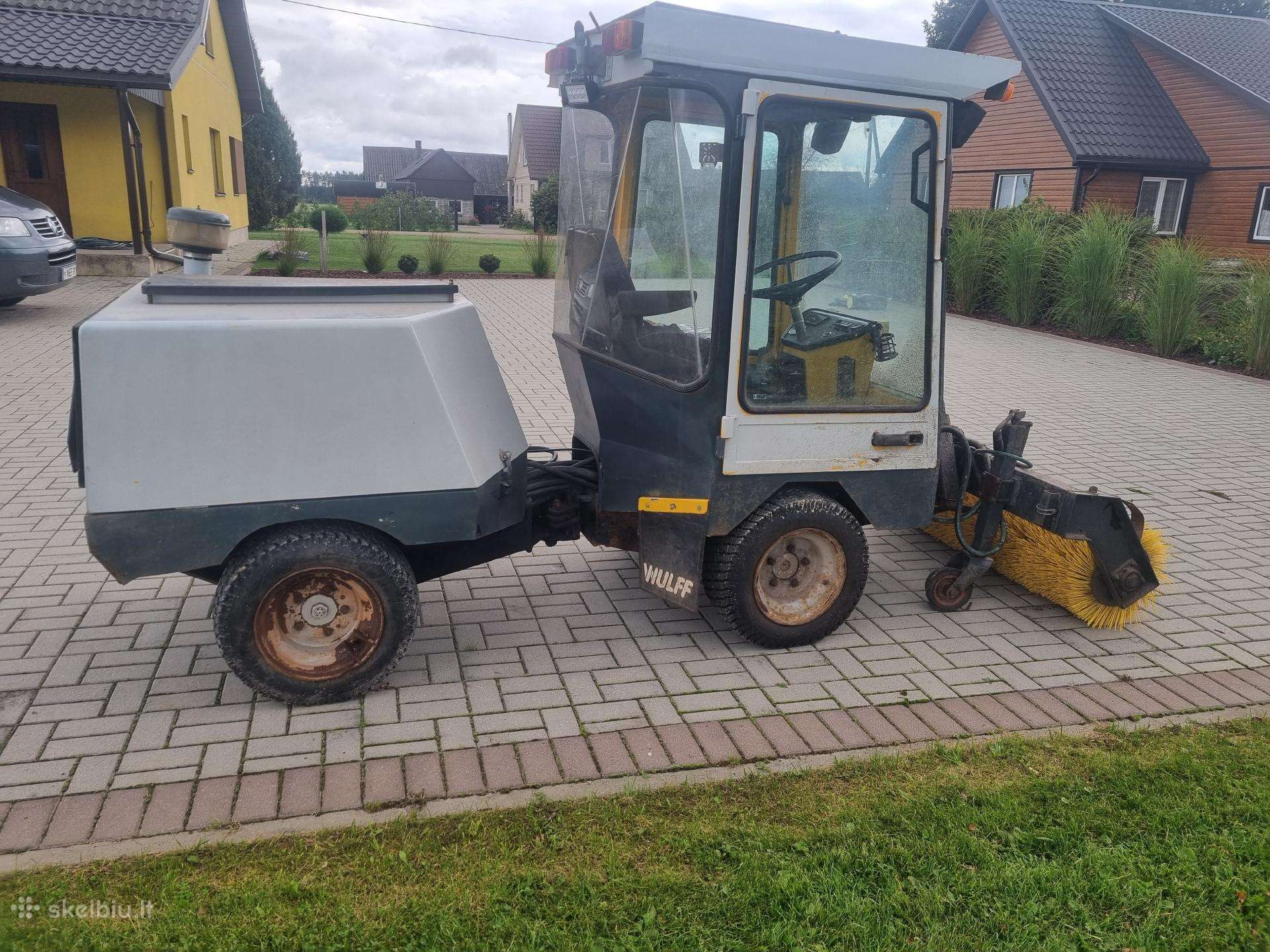 Traktoriukas sluota