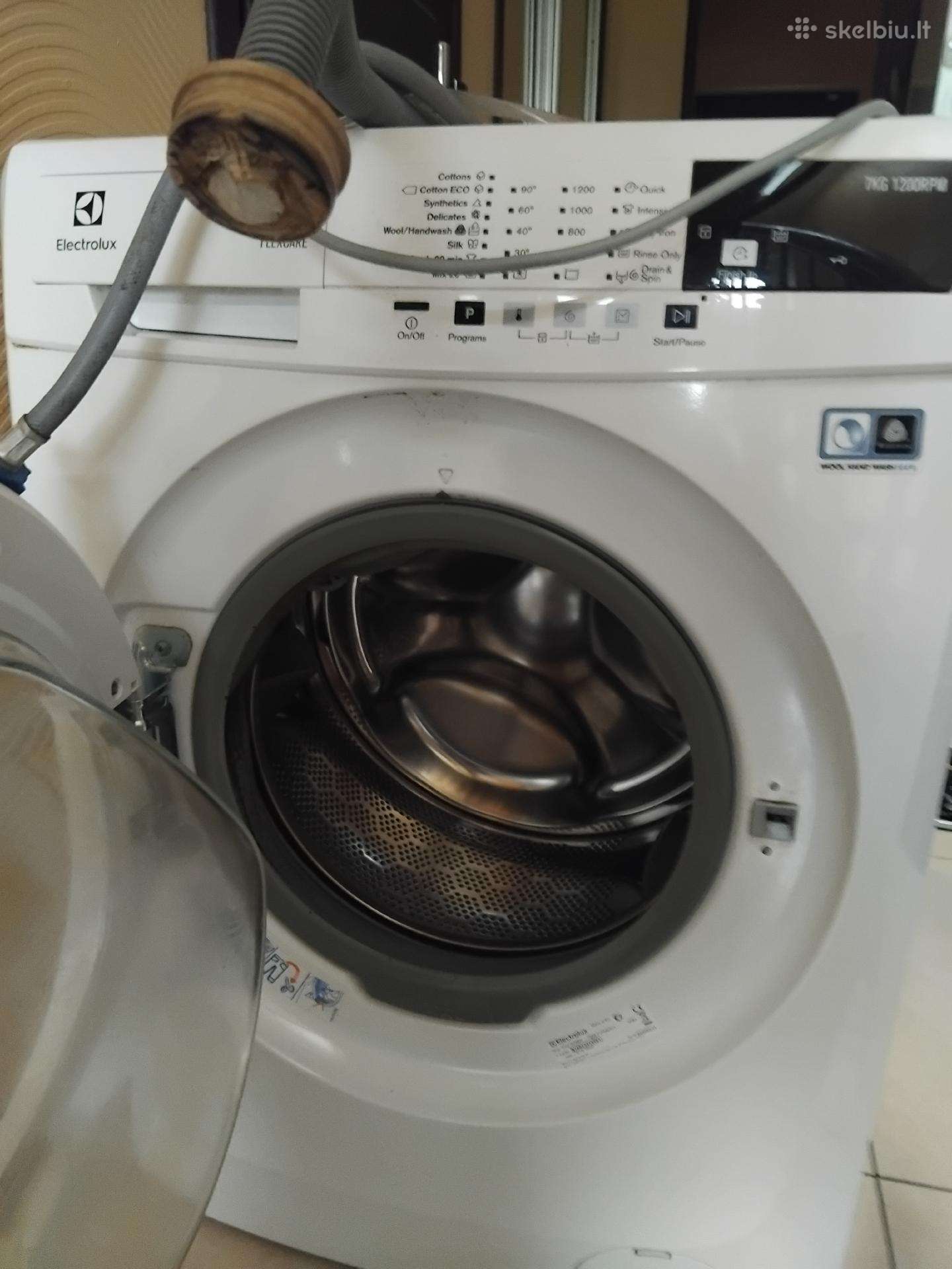 Parduodu skalbimo mašiną Electrolux