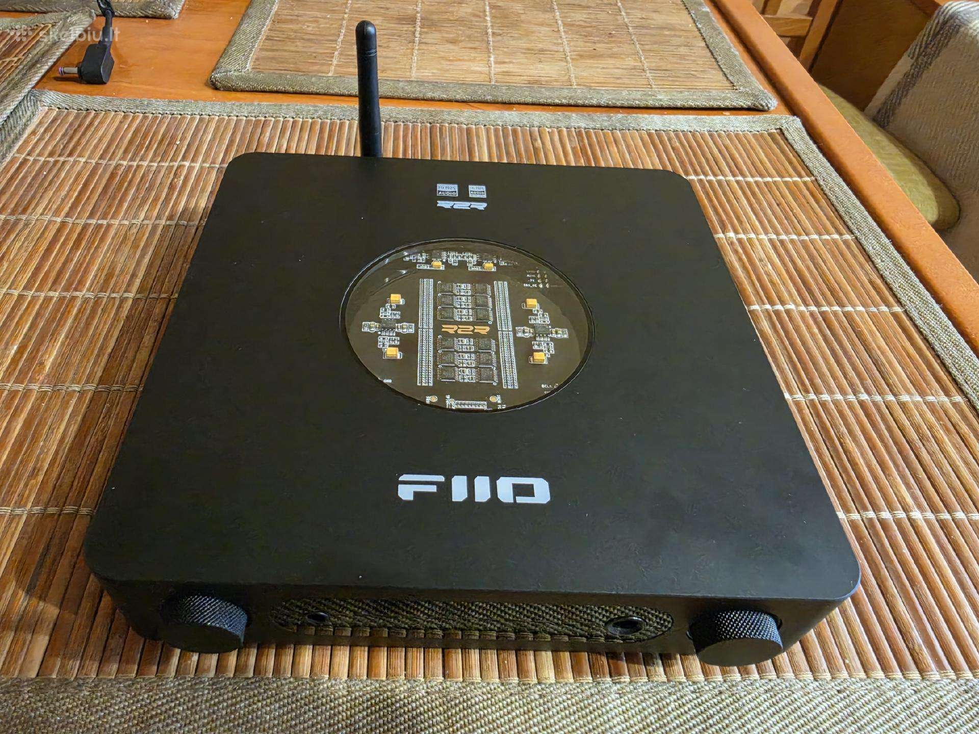 Fiio K13 R2r ausinių stiprintuvas su Dac