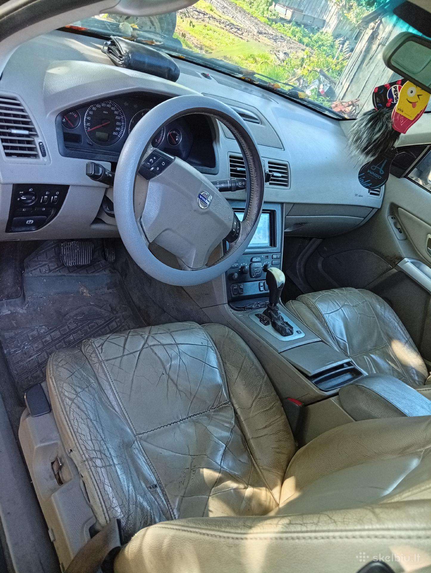 Parduodama volvo xc90