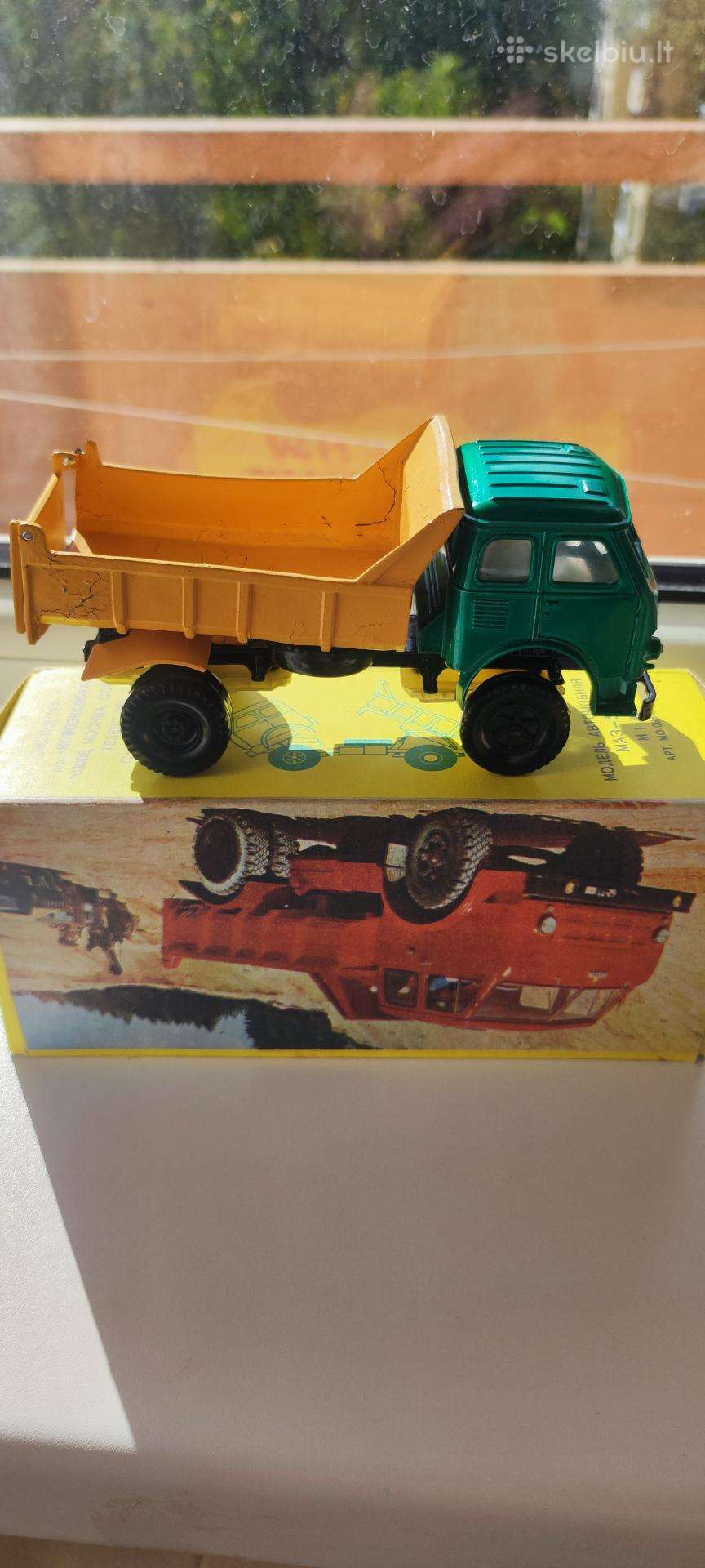 Maz 503