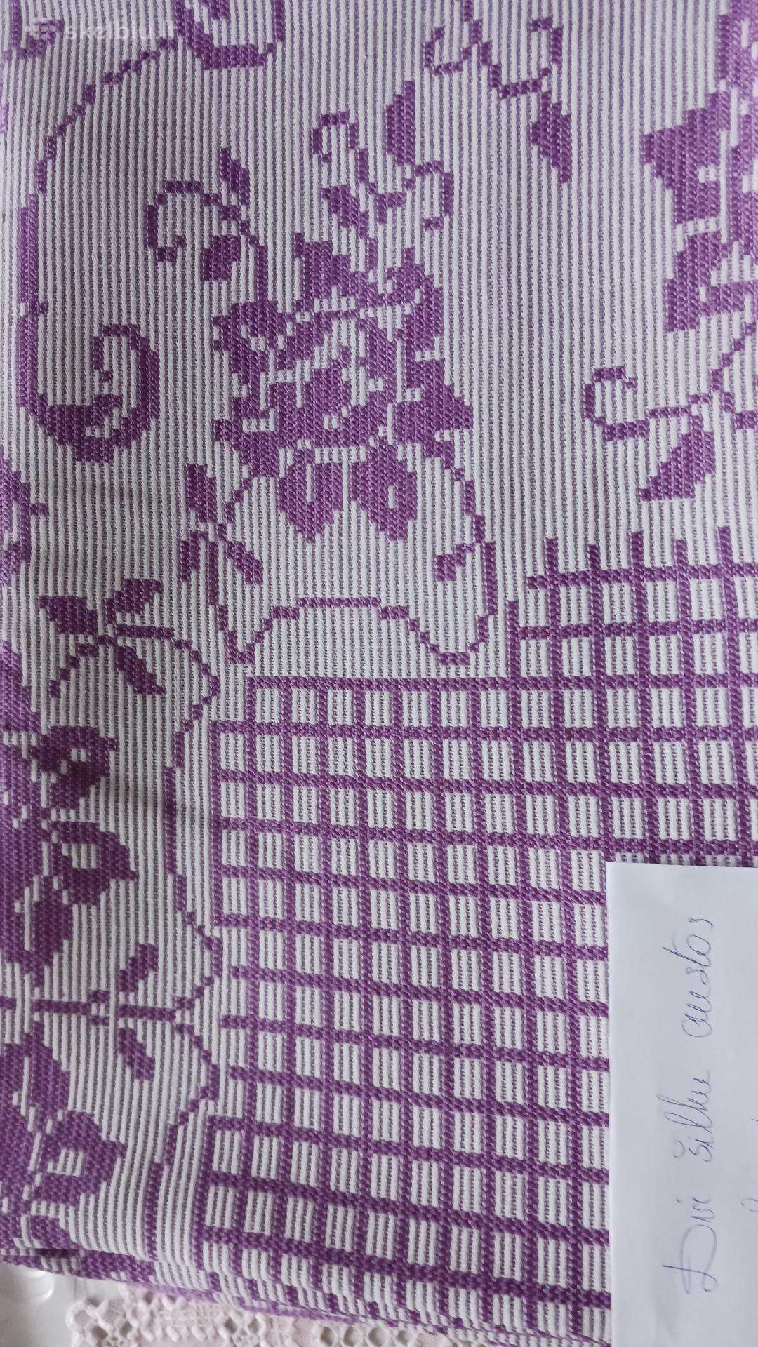 Parduodu austas lovatieses,komplektus