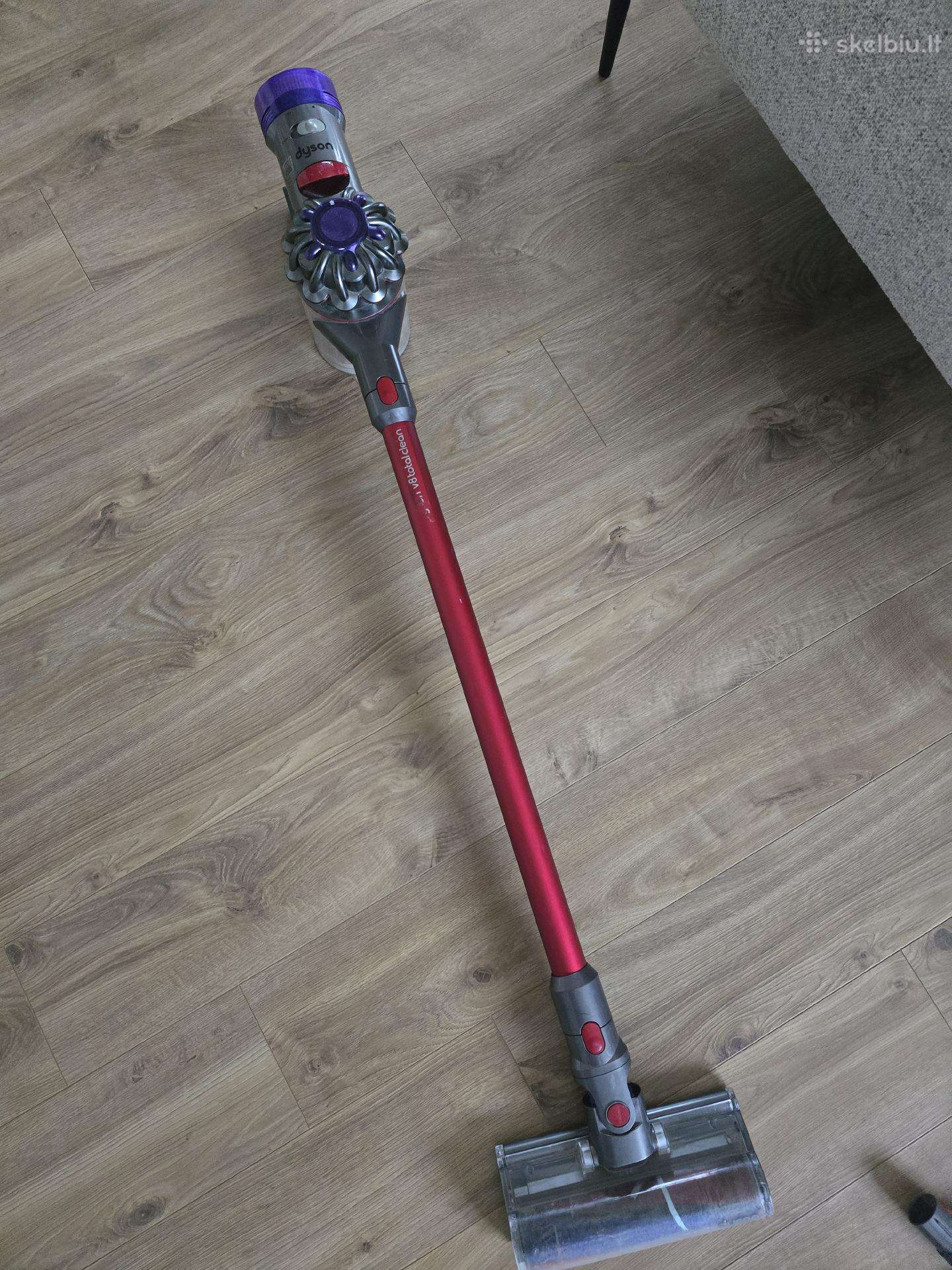 Dyson v8 absolute