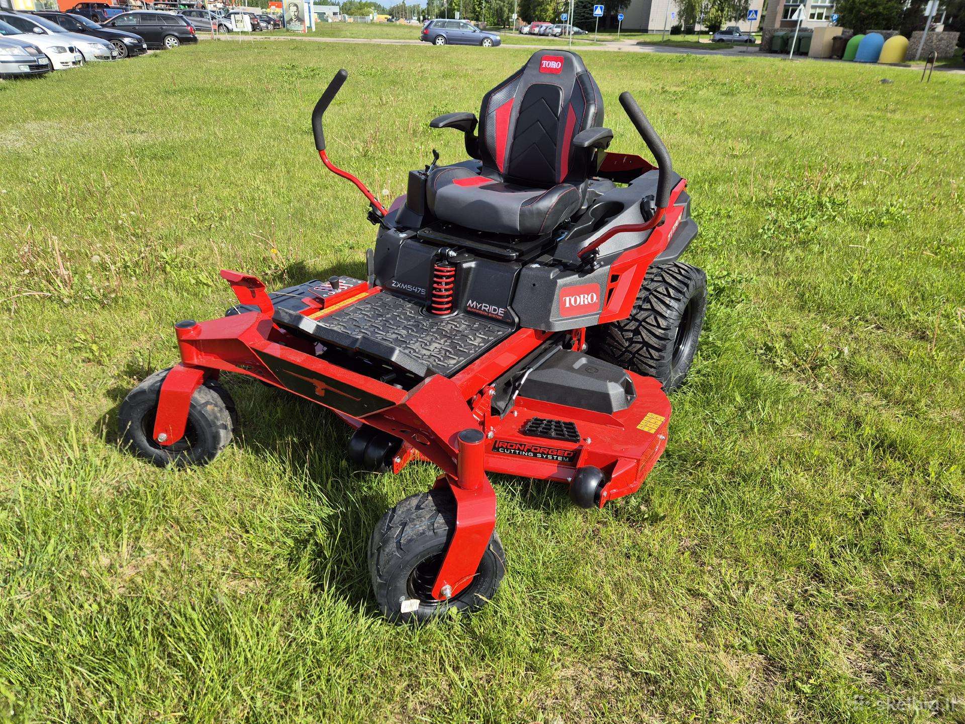 Nulinio apsisukimo traktorius Toro Titan® Zxm5475