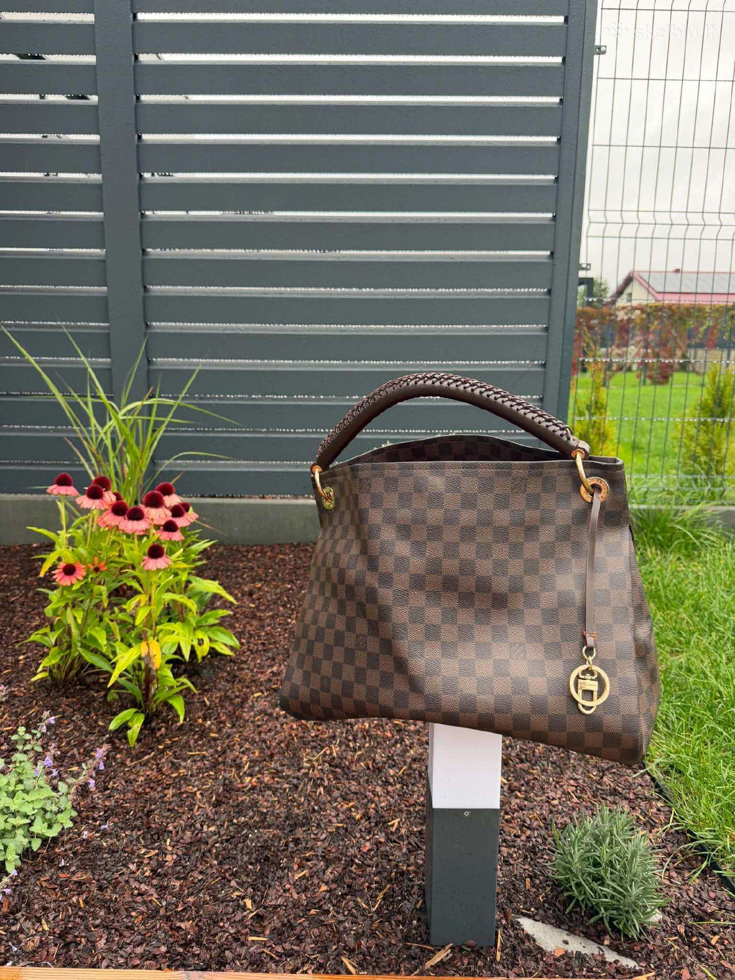 Luise Vuitton rankinukas