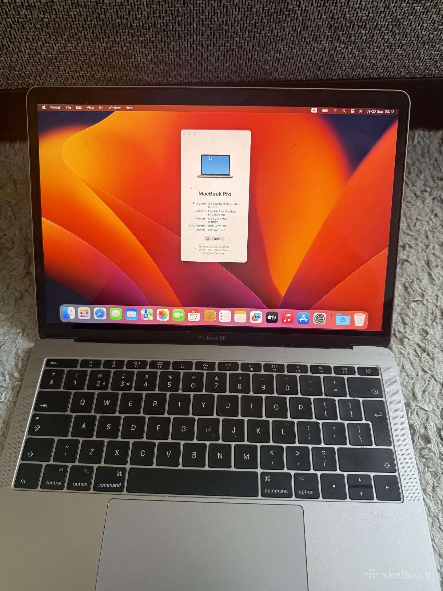 Mac book