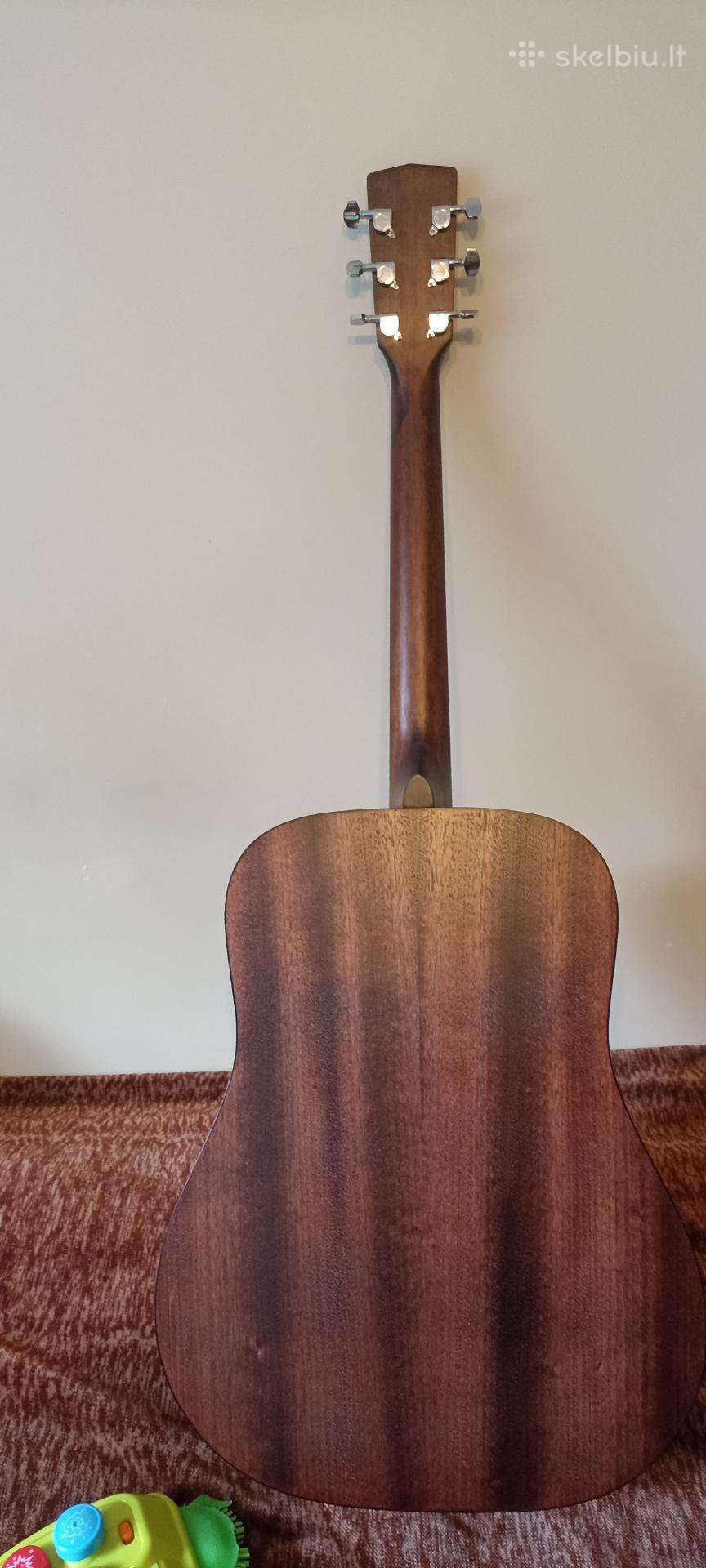 Parduodu akustinę gitarą "Cort" Earth 60 Op