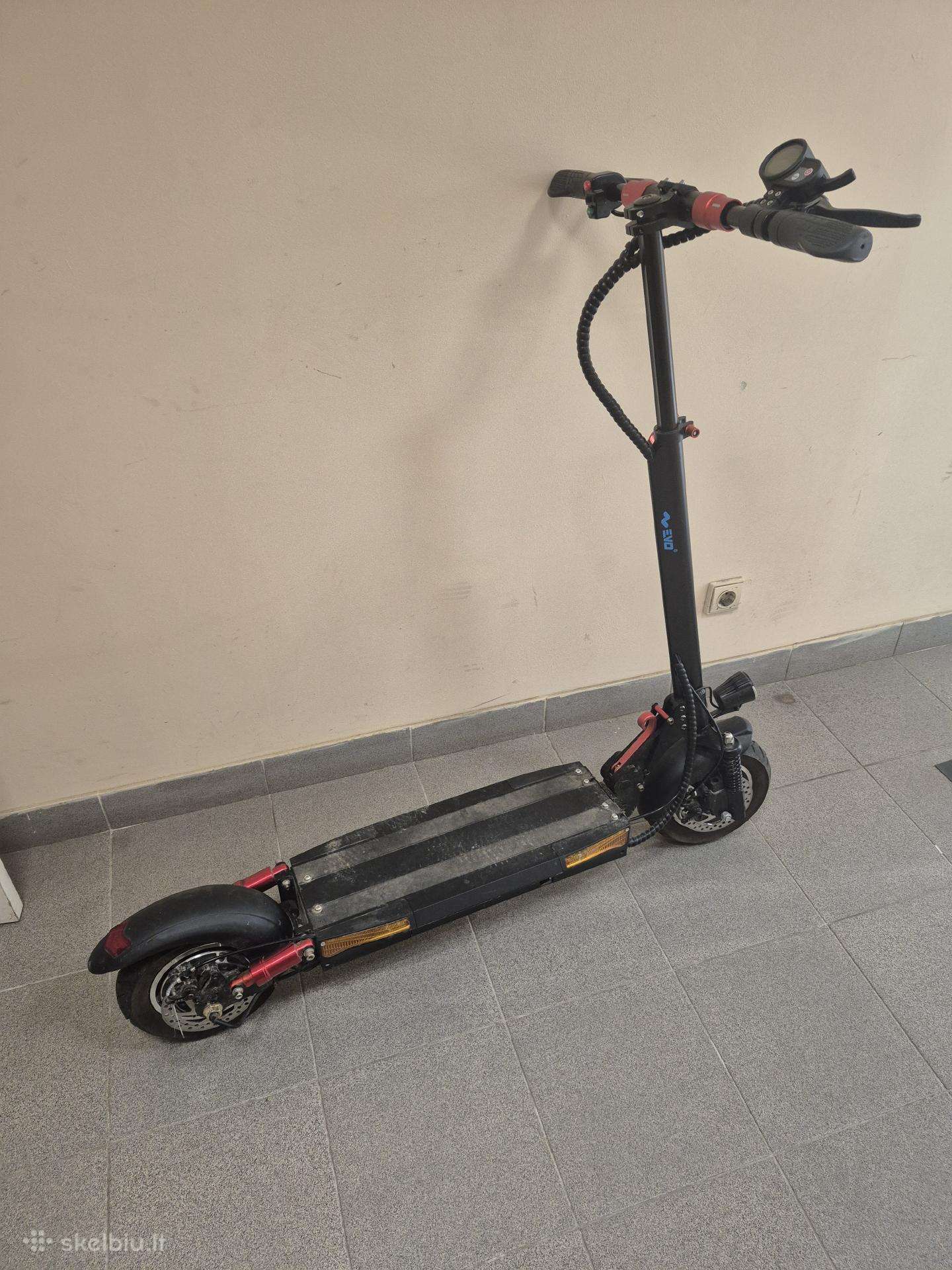 Elektrinis paspirtukas EVO Ev-5