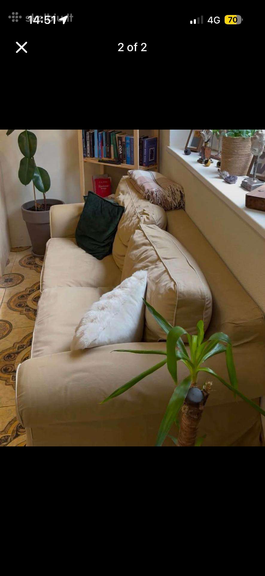 Pūkinė sofa su miegama dalimi