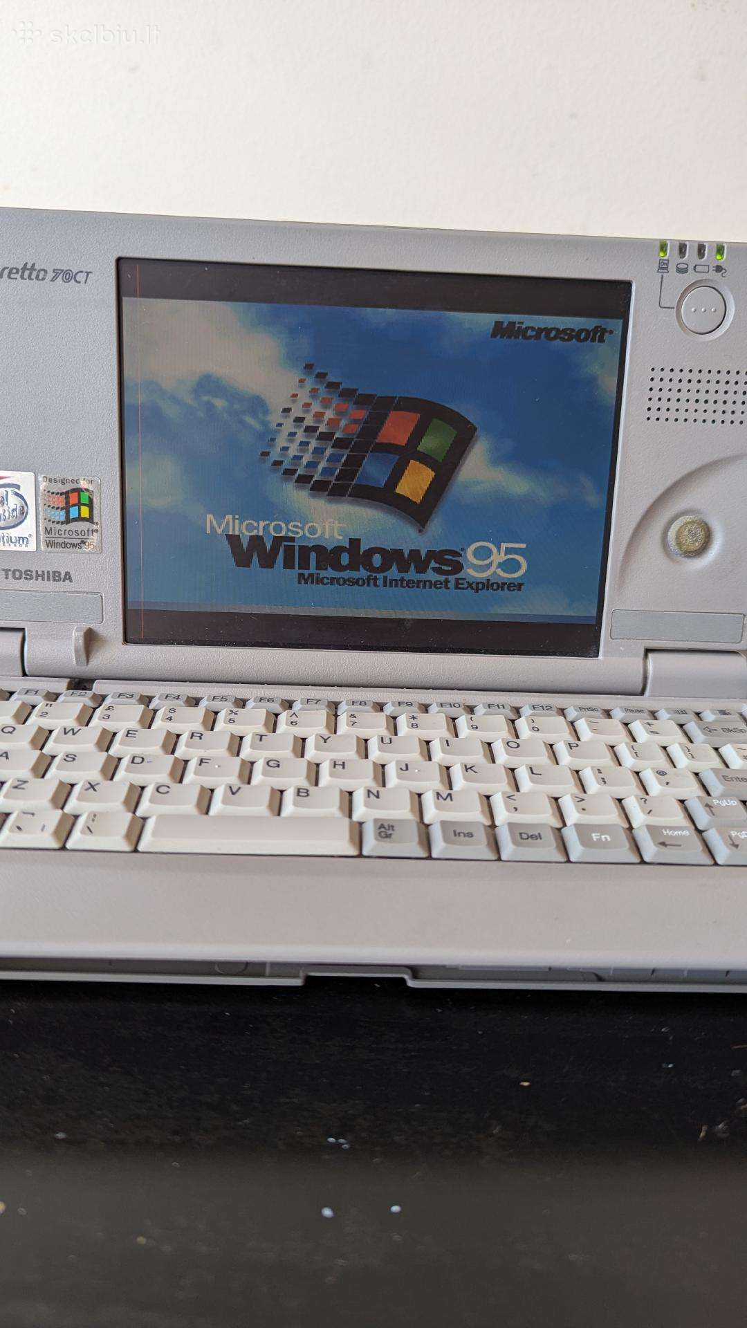 Toshiba Libretto 70ct su doku ir Xircom