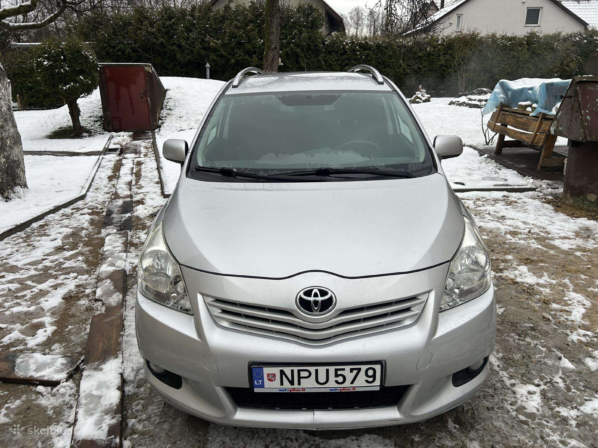 Toyota Verso 2010 m Universalas