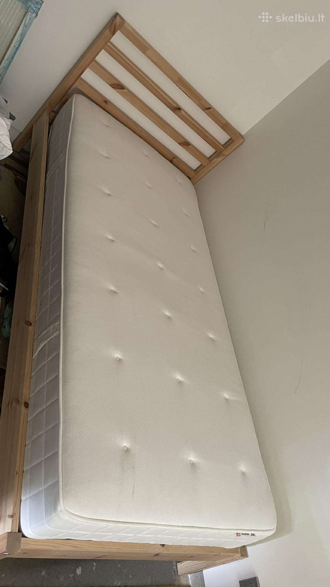 Lova su čiužiniu – Ikea, 90 200 cm.ir Du Kilimus