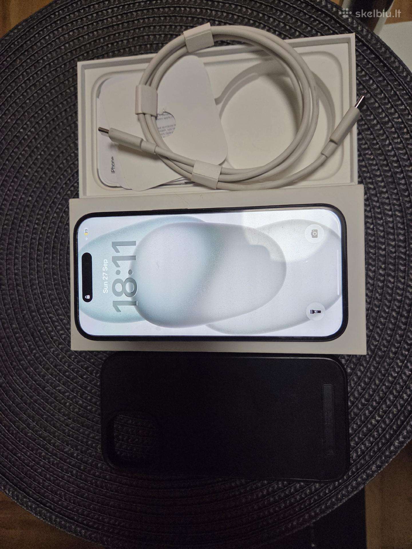 iPhone 15 black 128gb