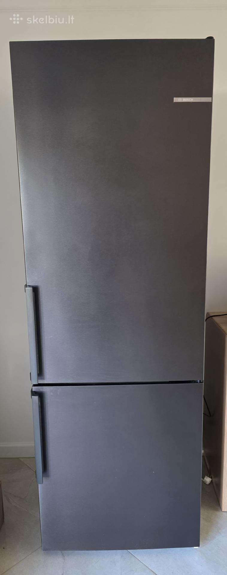 Naudas Bosch 70cm pločio šaldytuvas
