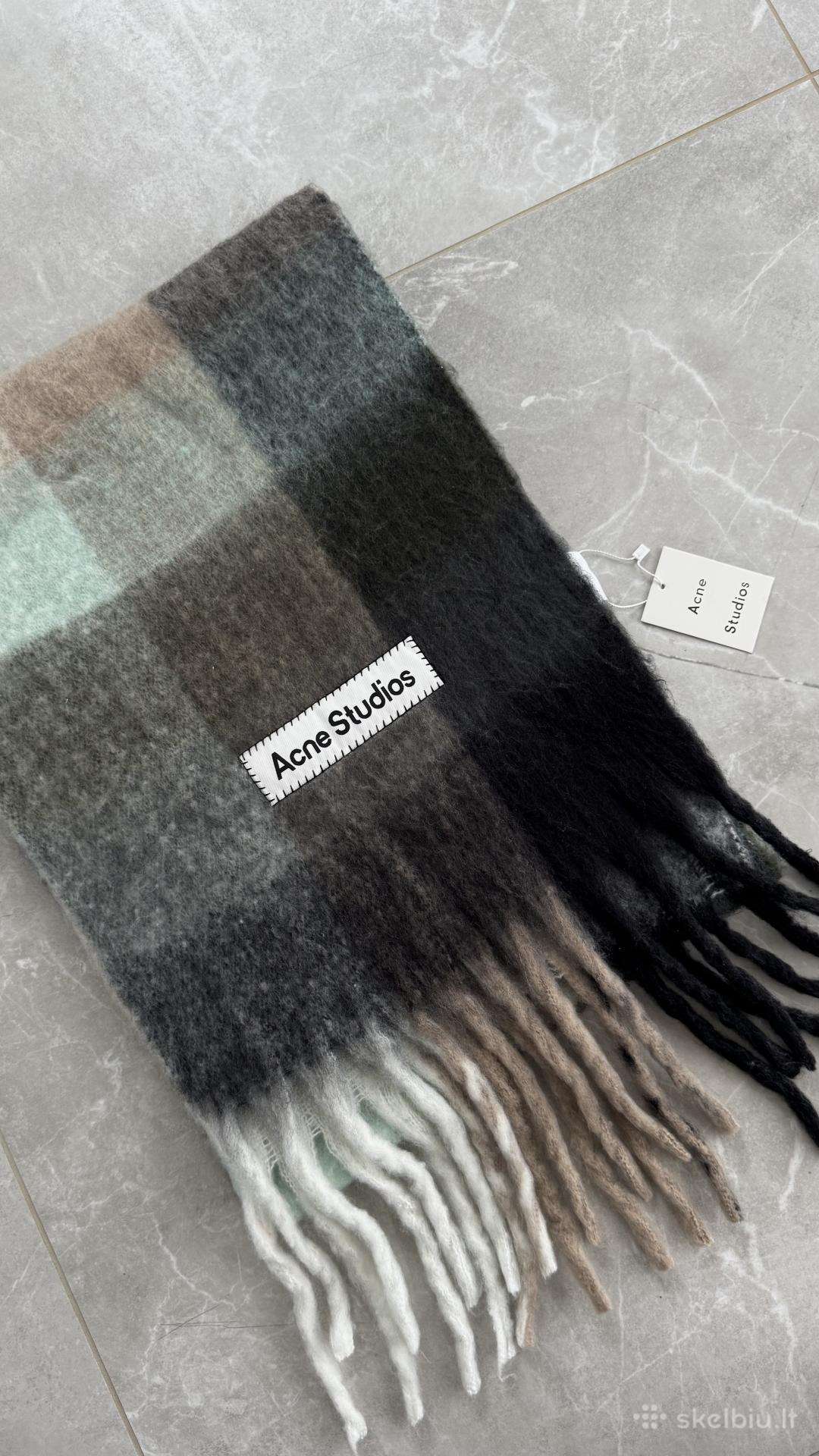 Acne Studios languotas moheros šalikas