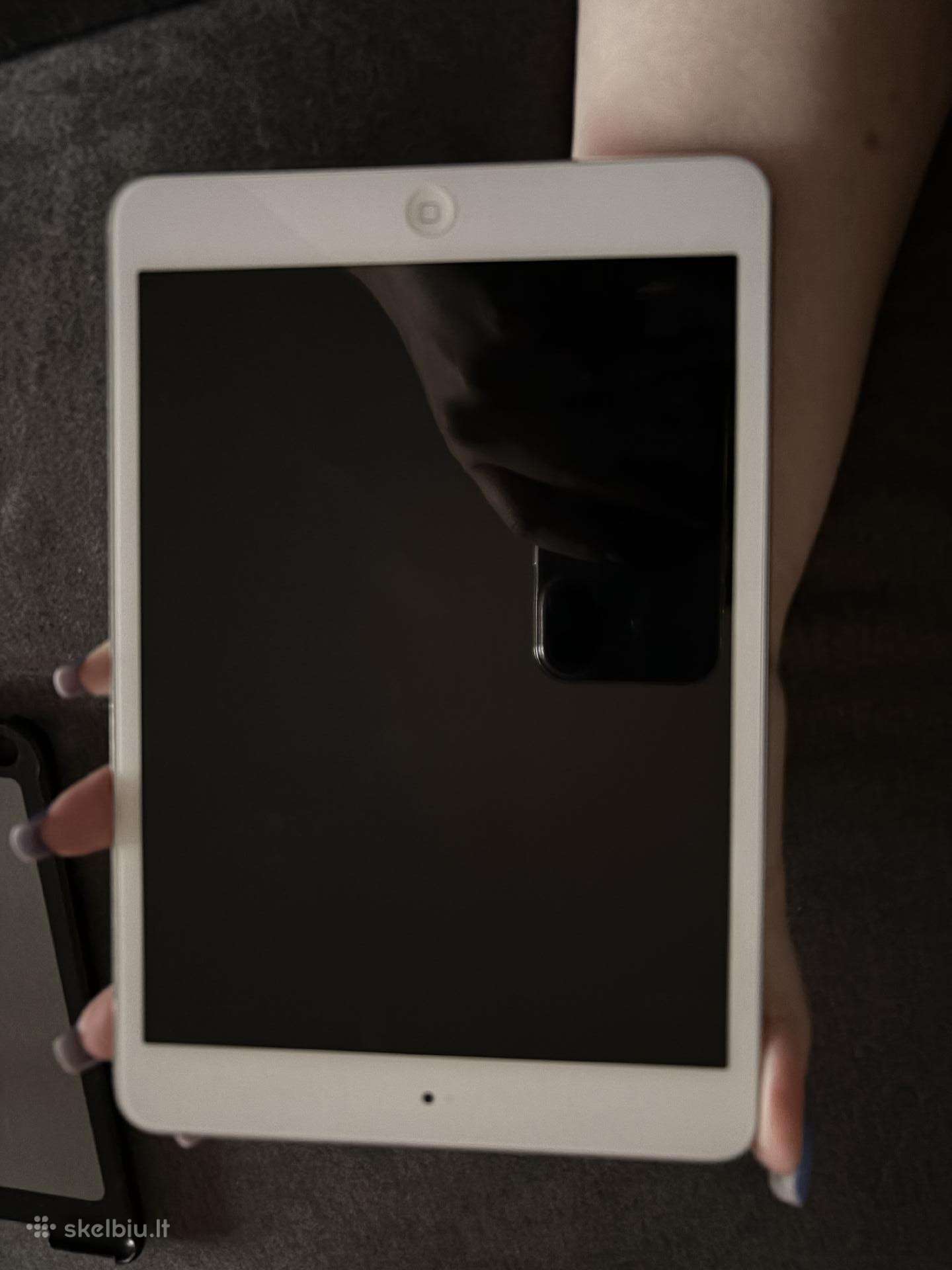 Apple iPad mini 1st Gen 16gb