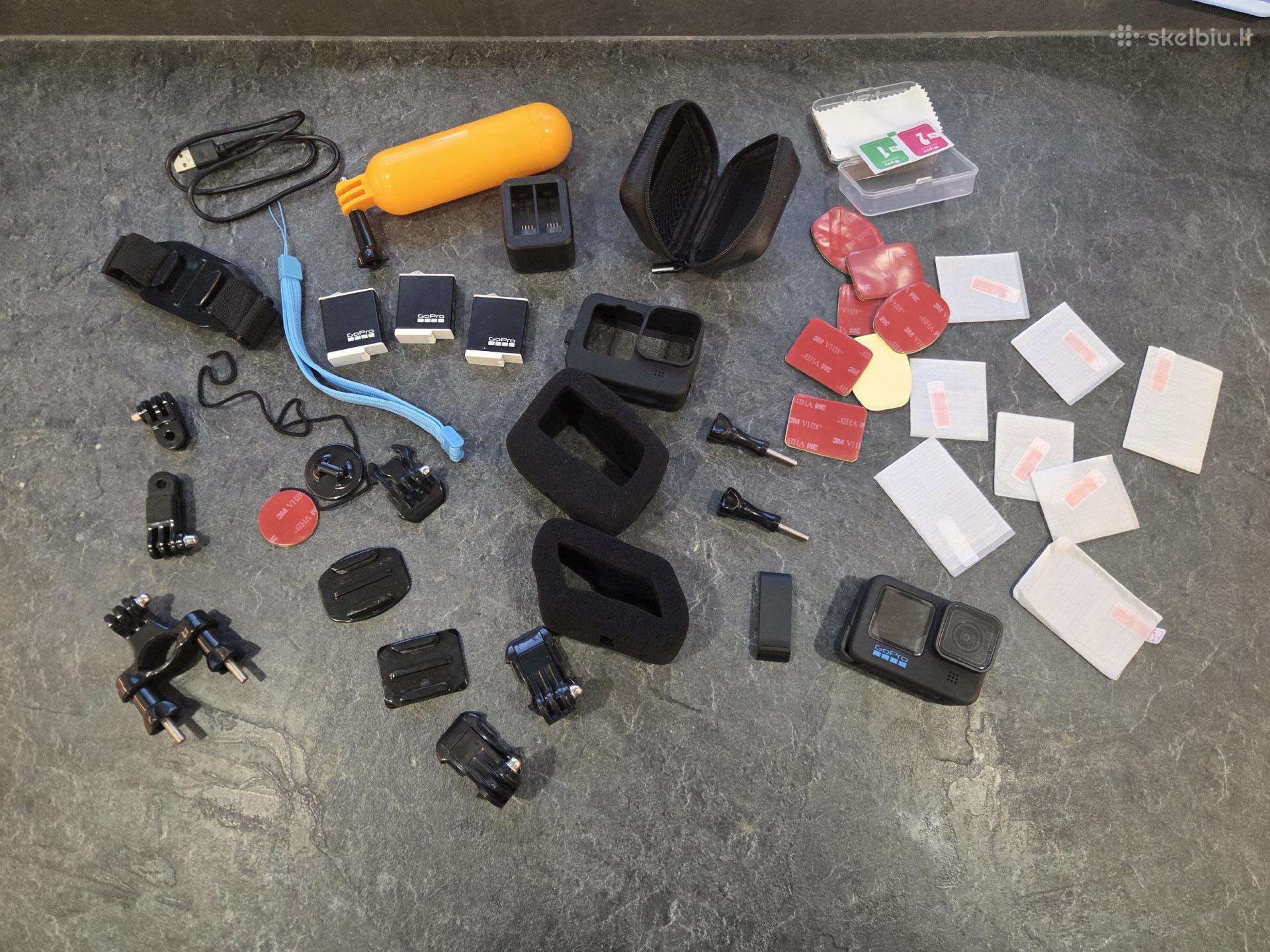 Gopro Hero 10 su 3 baterijom ir priedais