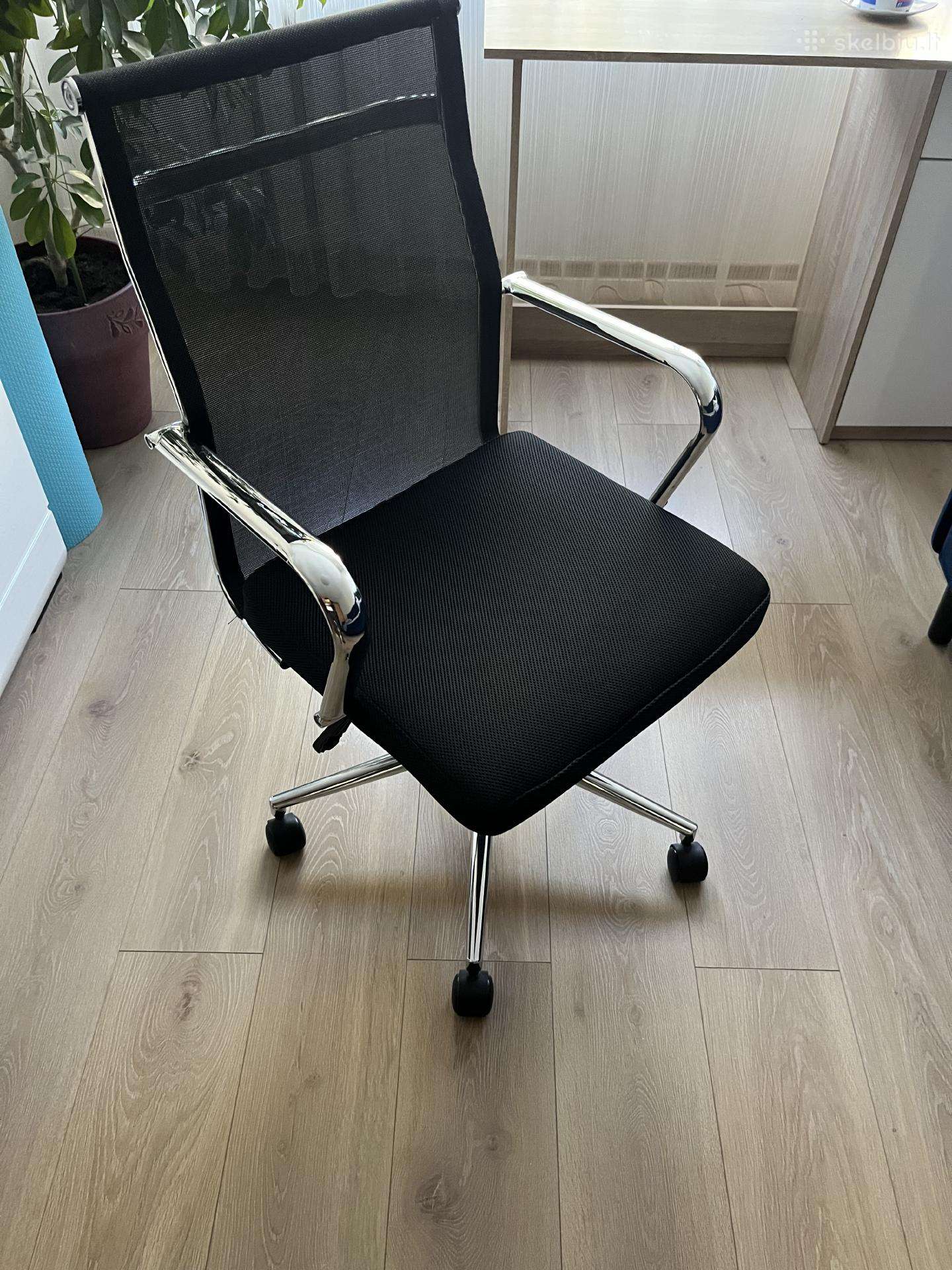 Biuro kėdė