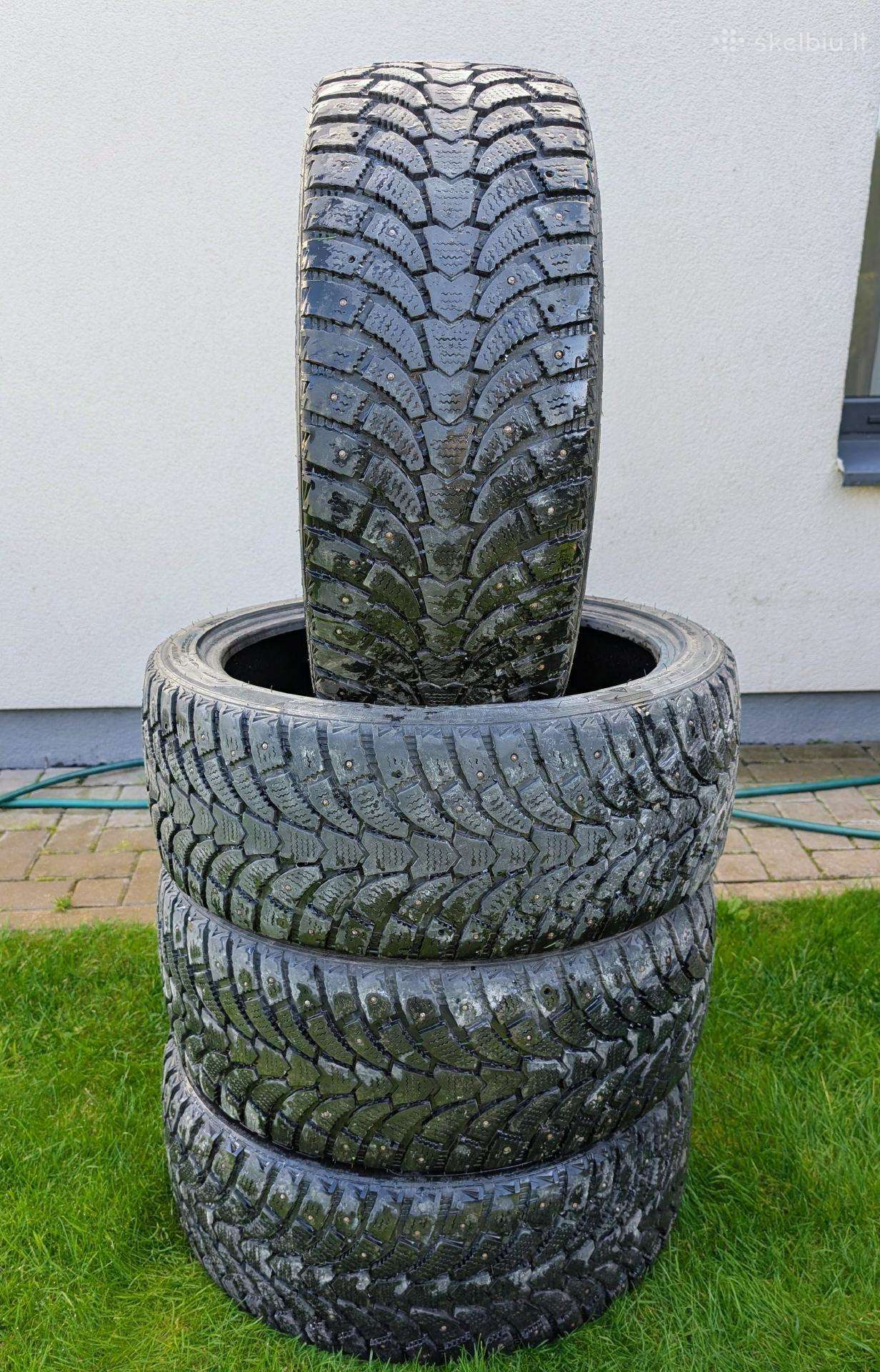 R18 225/40, 6-7mm, šipuotos, kompl 30eur.