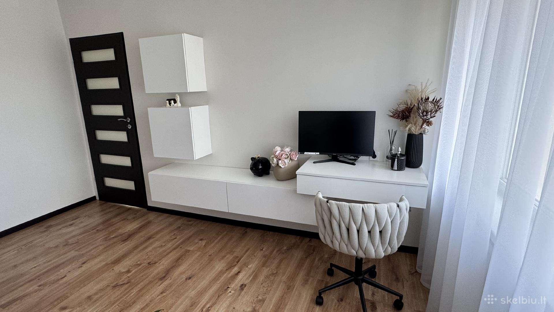 3 k., 74 m², renovuotame name šalia Sporto rūmų