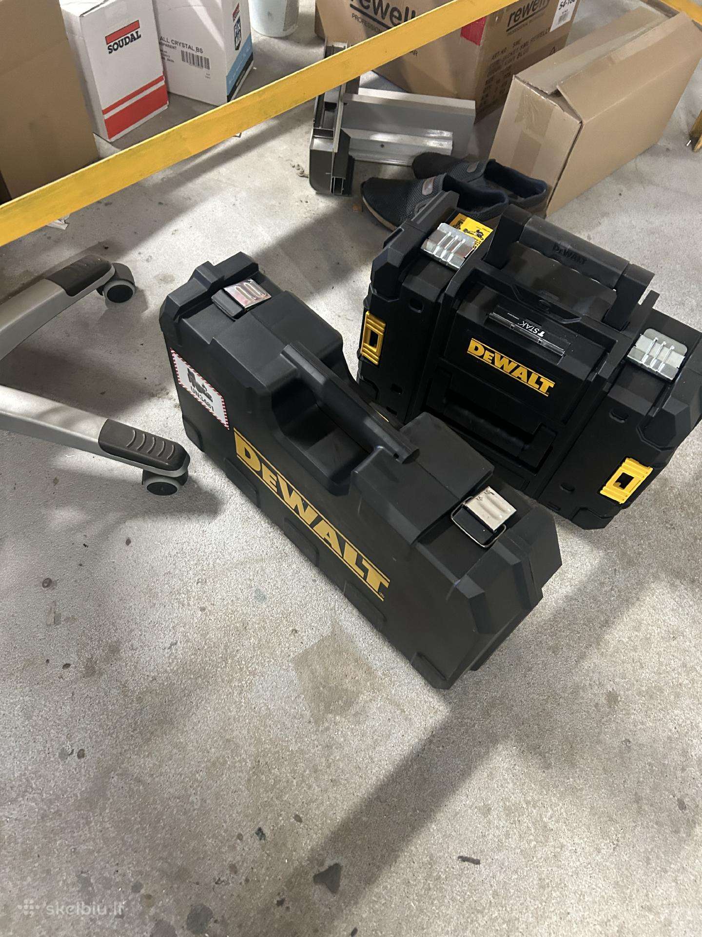 Dewalt dezes