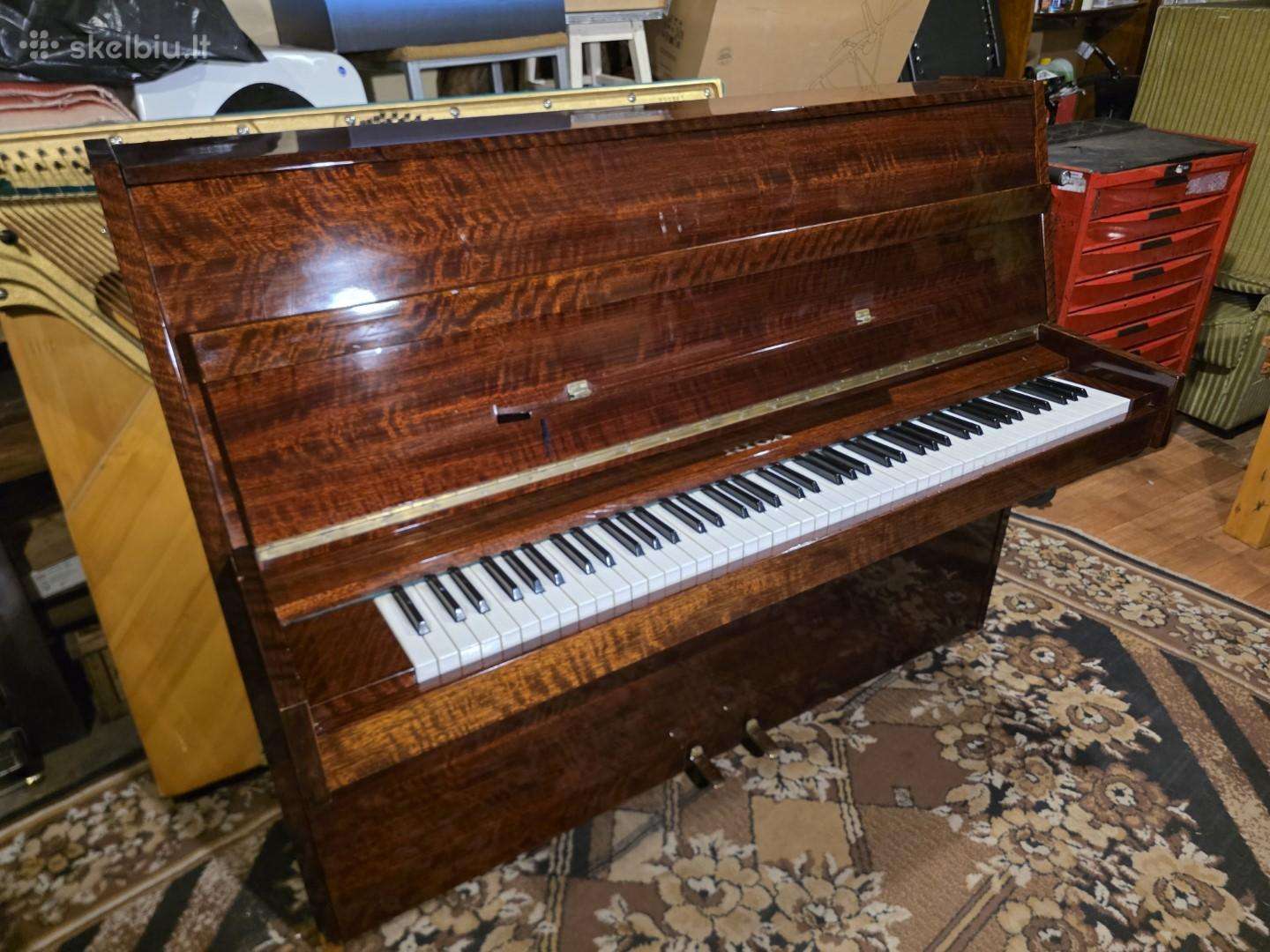 Dar visai geras pianinas Ryga su atvežimu