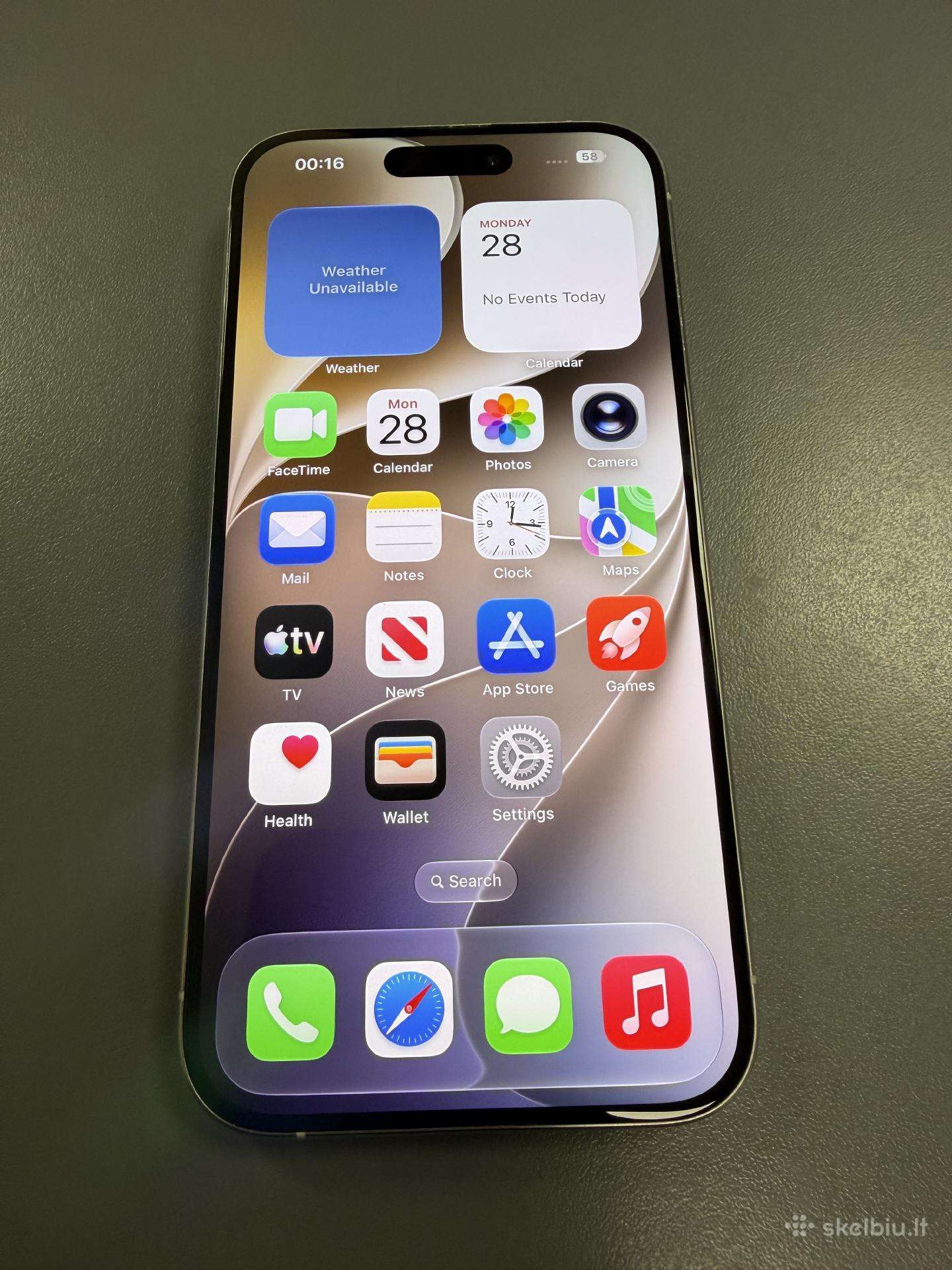 Apple iPhone 15 Pro 256gb su 3 men garantija