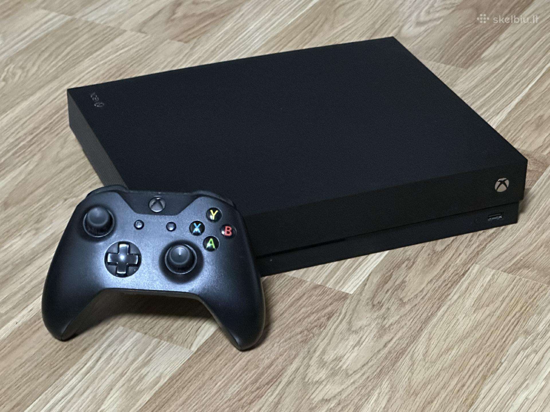 Parduodu Xbox One X 1tb