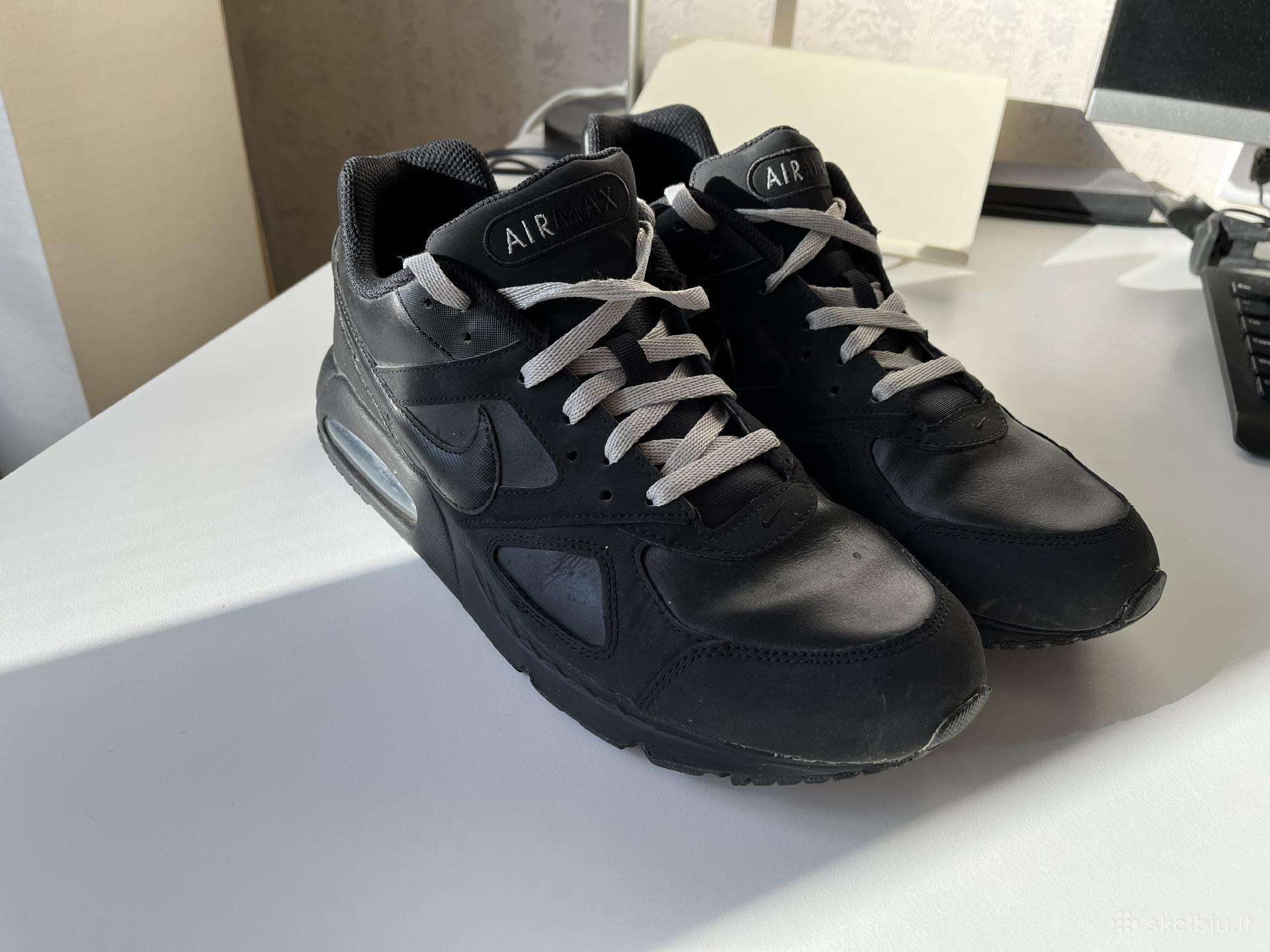 Nike Air Max Ivo Leather Black sportbačiai