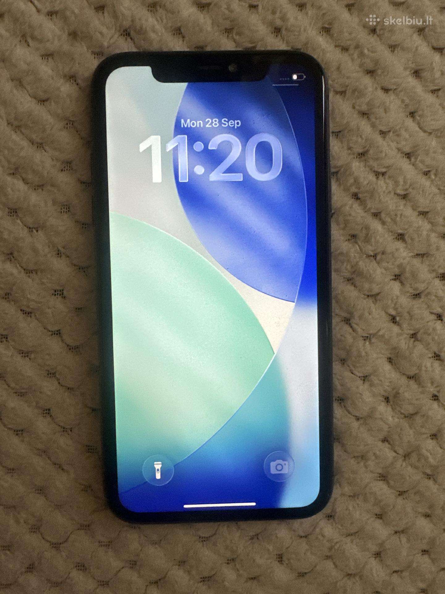 iPhone 11