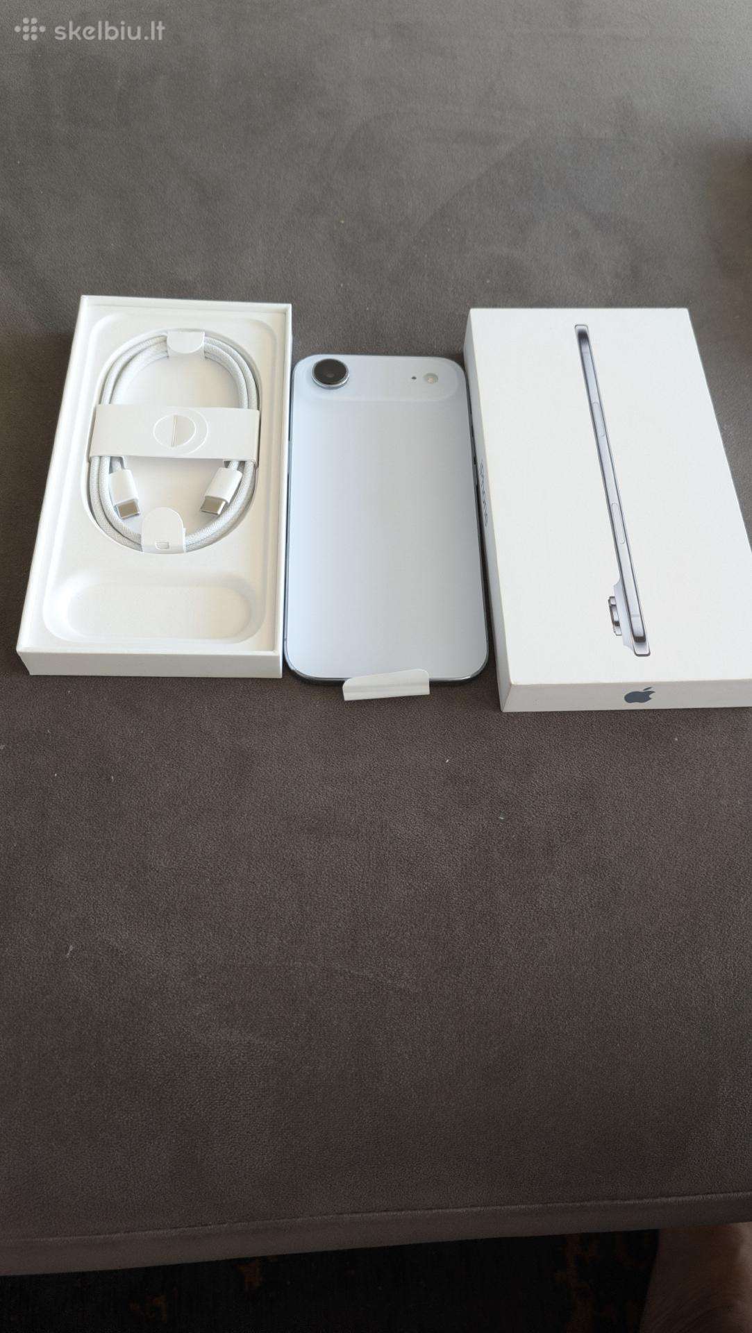 Parduodu iPhone Air šviesiai melsvas