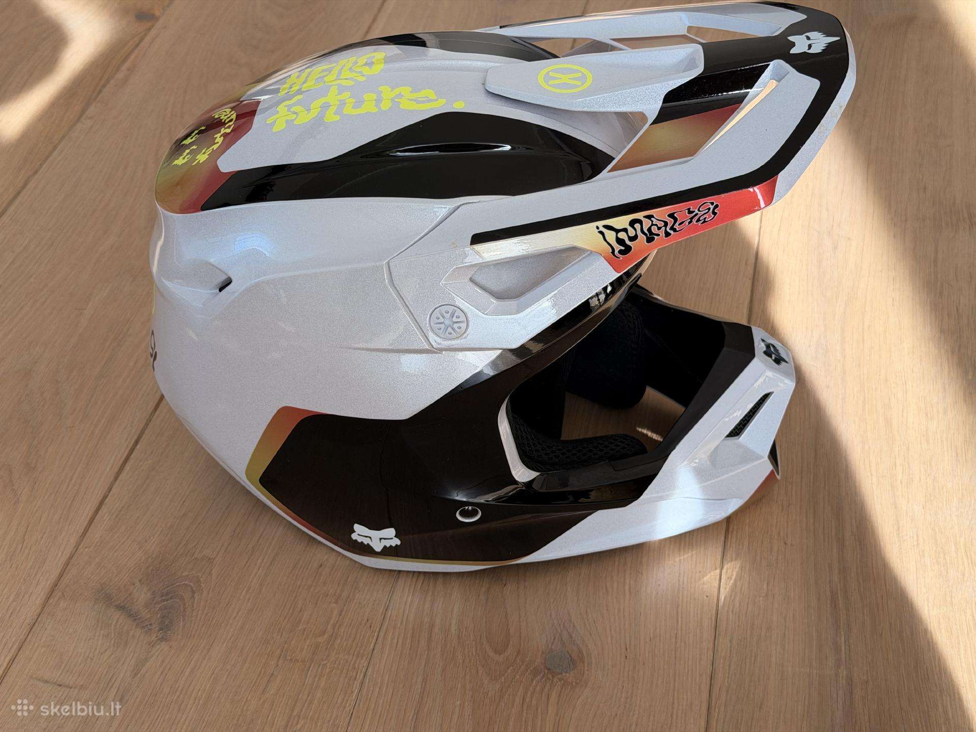 Fox v1 fullface šalmas