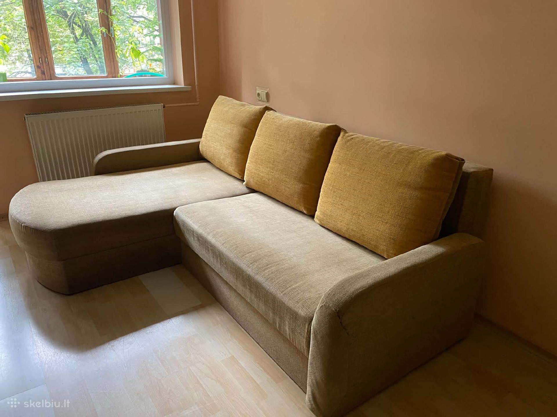 Parduodama sofa -lova su miegamąja dalimi