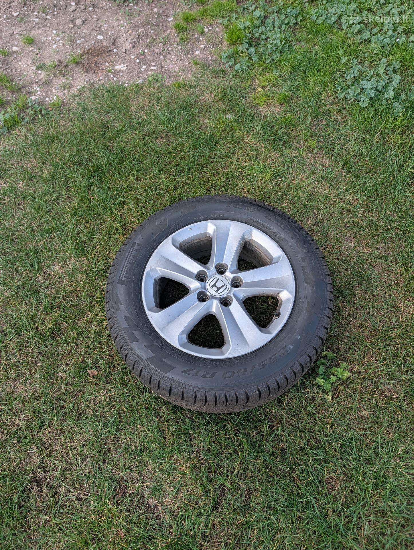 Honda odyssey ratlankiai su gerom žiemai padangom