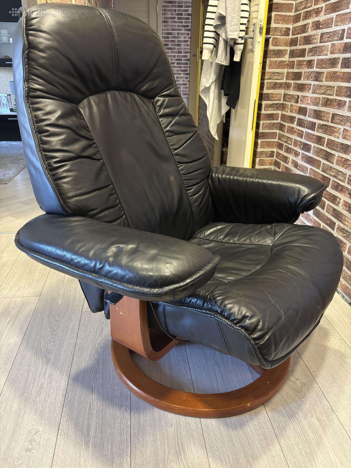 Verikon odinis poilsio fotelis – Relax / Recliner