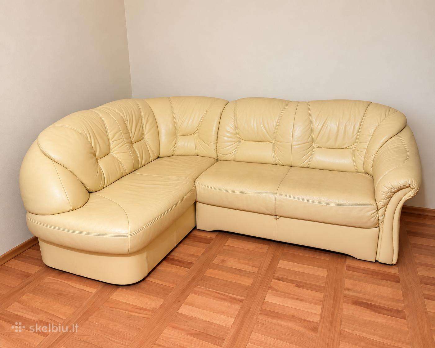 Parduodama didelė odinė kampinė sofa, gera būklė