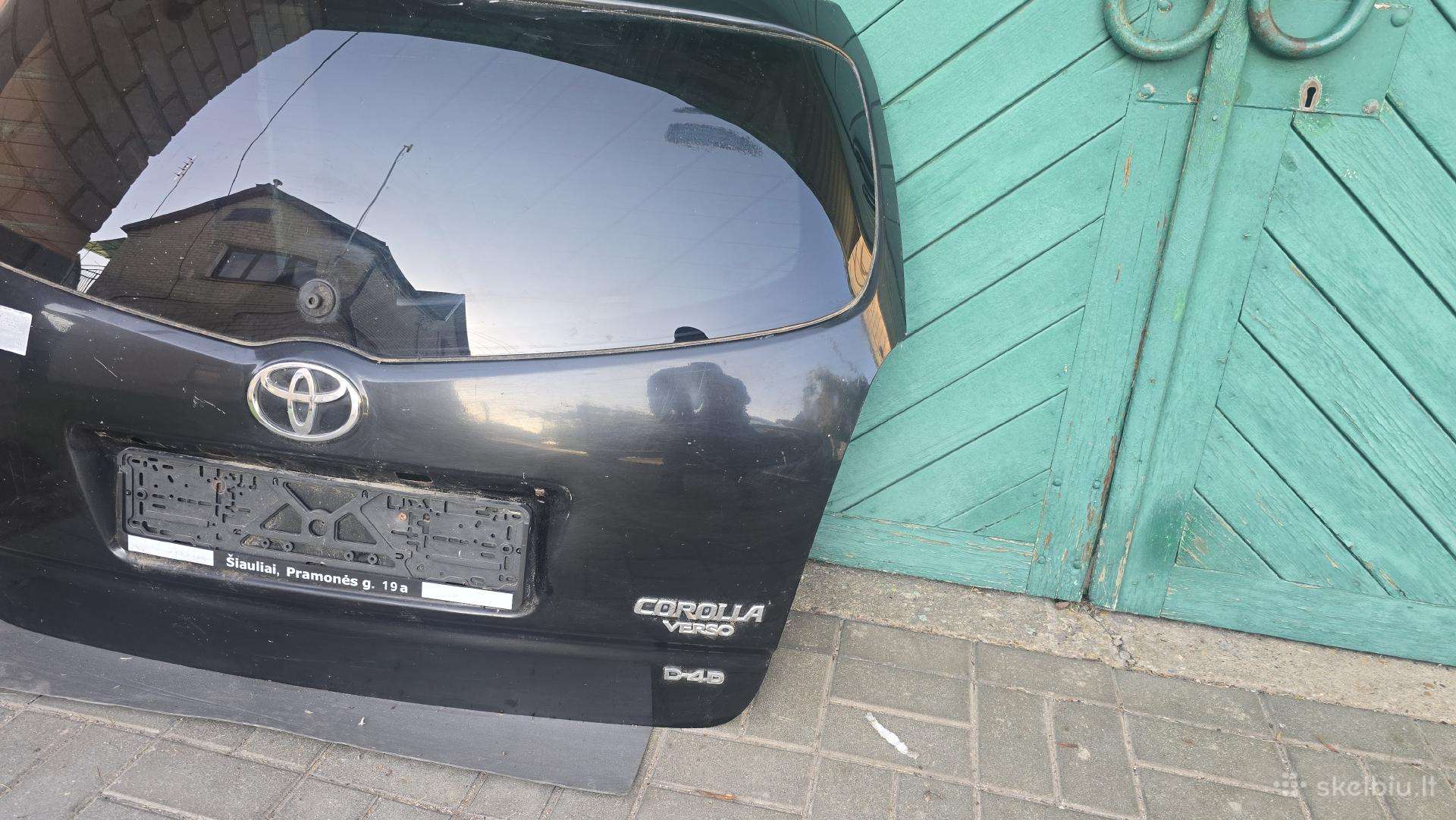 Toyota Corolla Verso galinis bagažinės dangtis