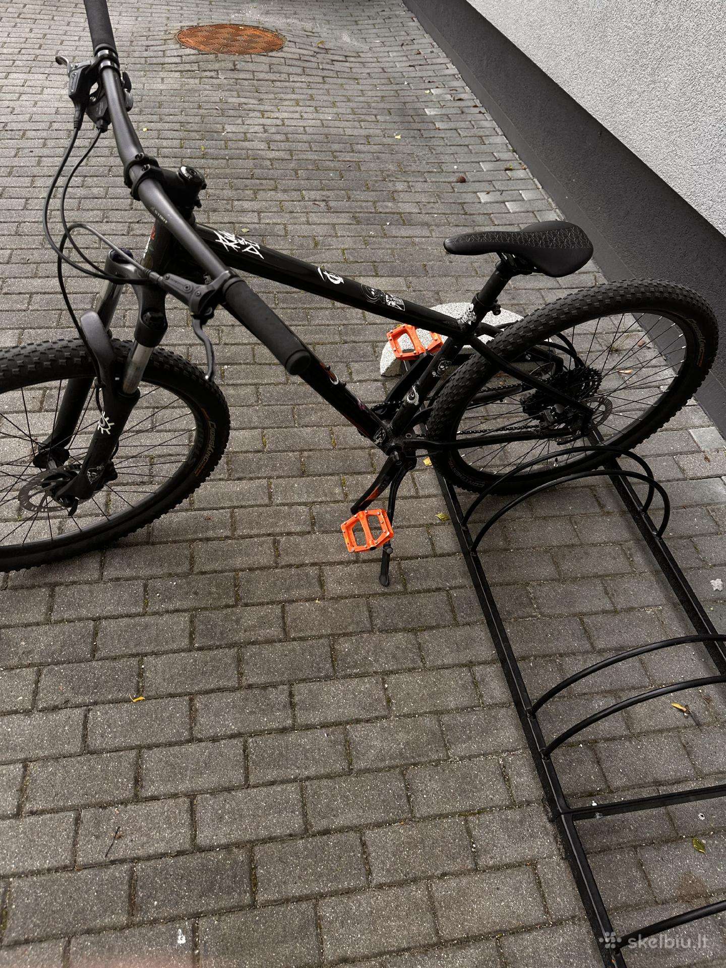 Specialized – 350 € / keitimas į BMX