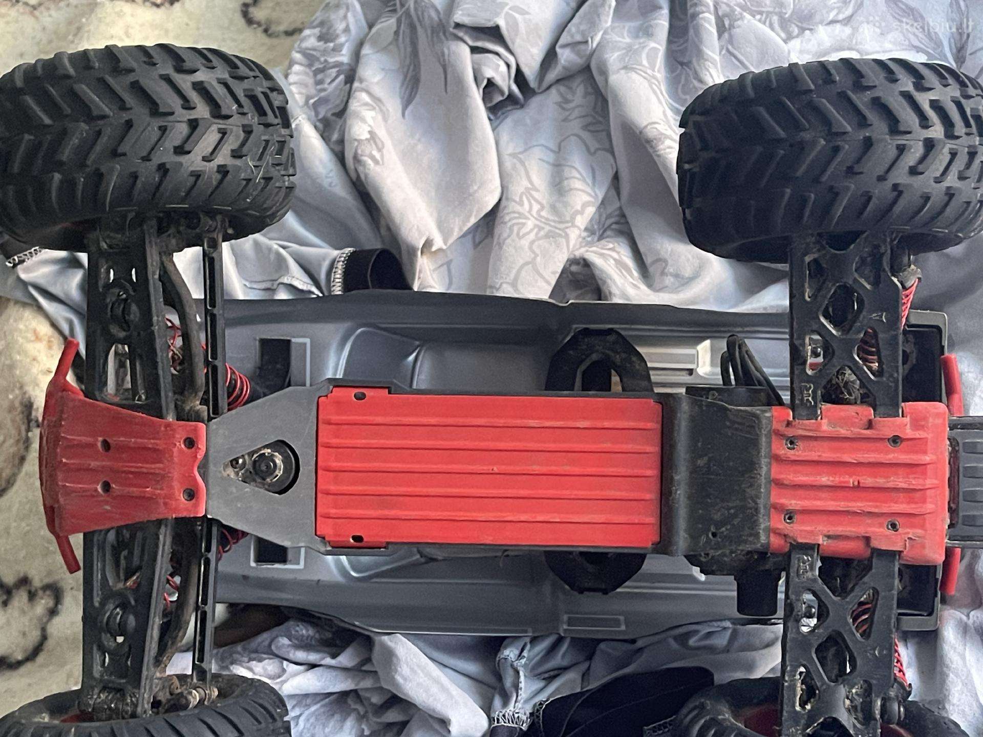 Arrma quake 1:10