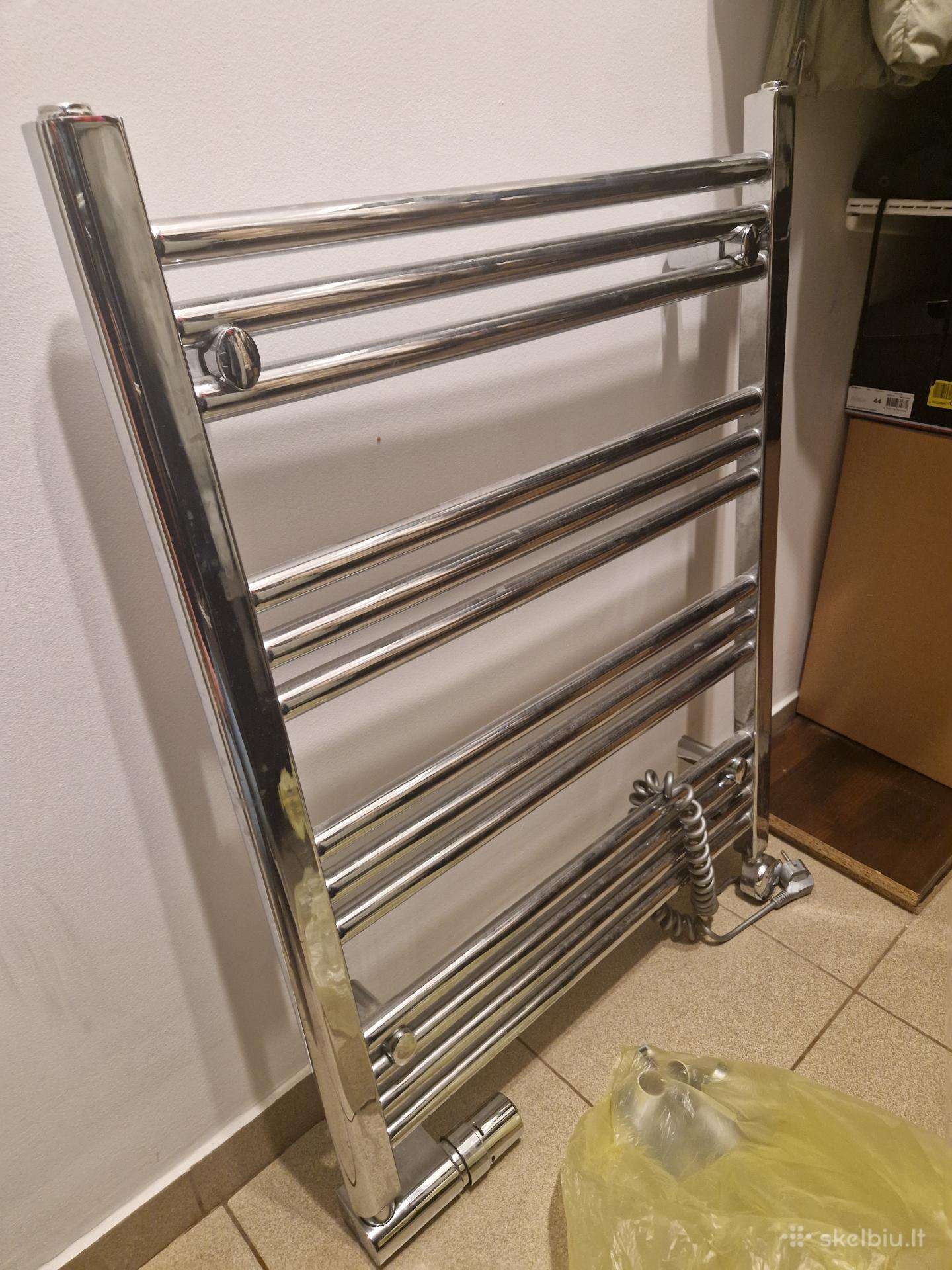 Sieninis elektrinis radiatorinis