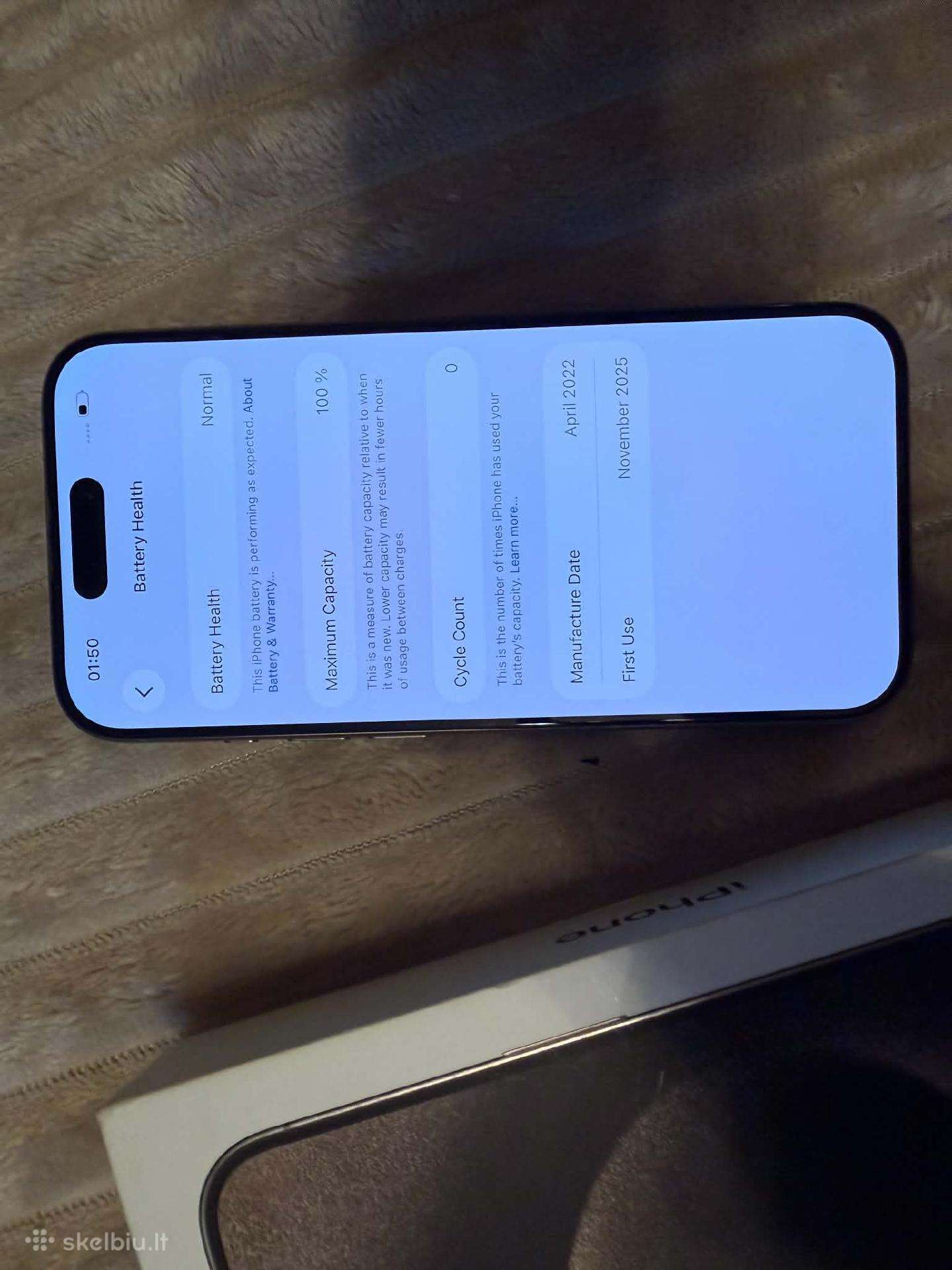 Parduodamas iPhone 15 Pro 128 GB.