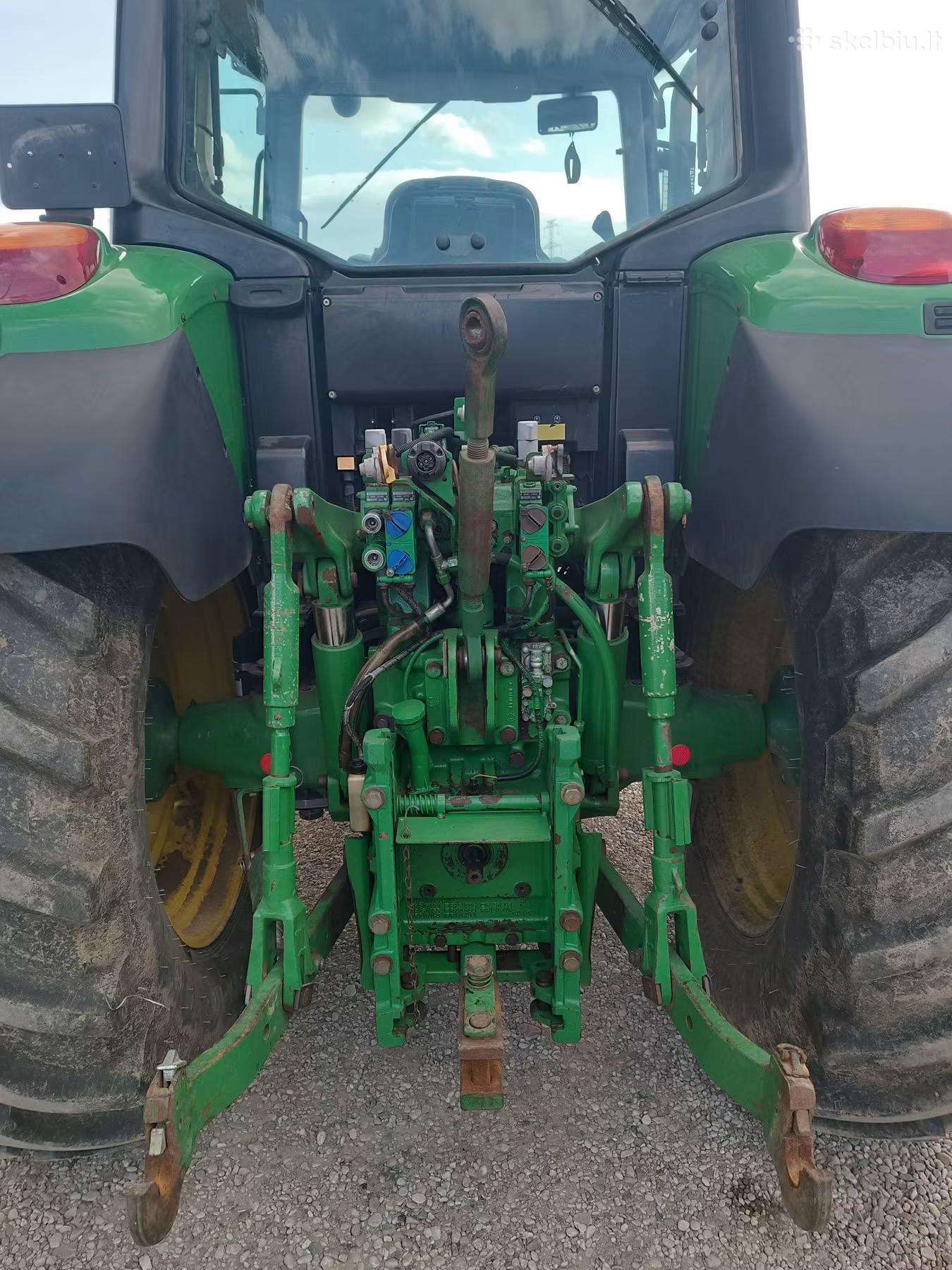 John Deere 6930, traktori