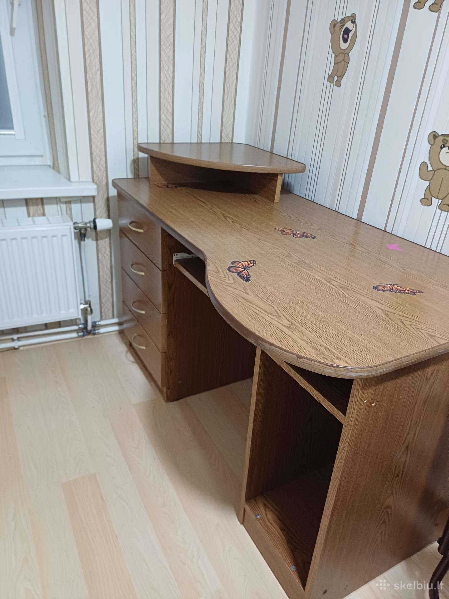 Rašomas stalas