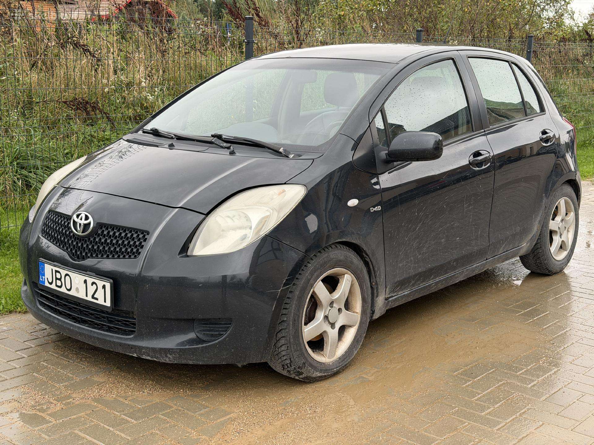 Toyota Yaris Xp90