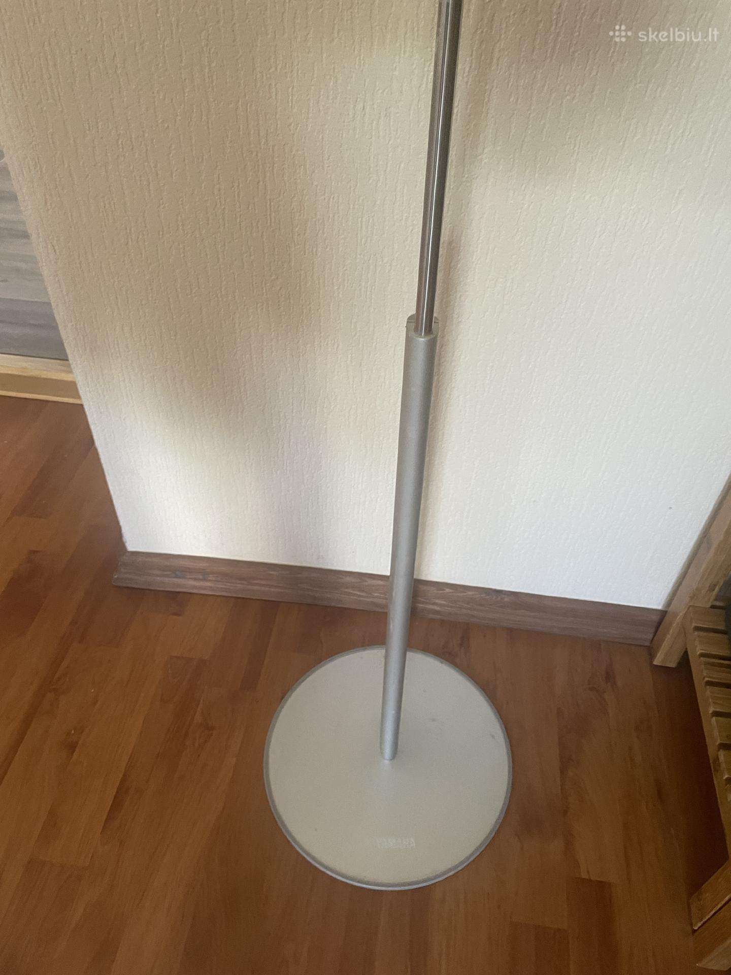 Stovai kolonėlės Yamaha