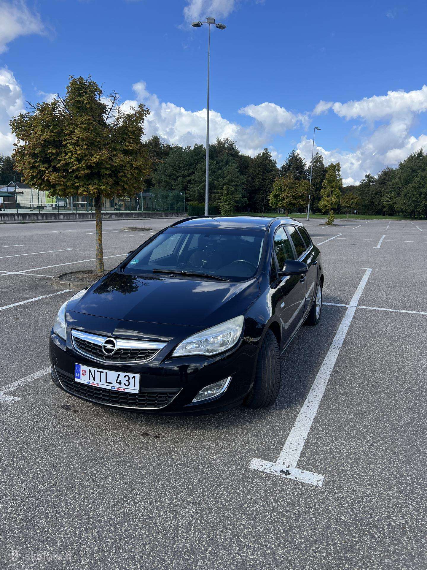 Opel Astra Sport Tourer 1.7 Cdti, 2011 m.