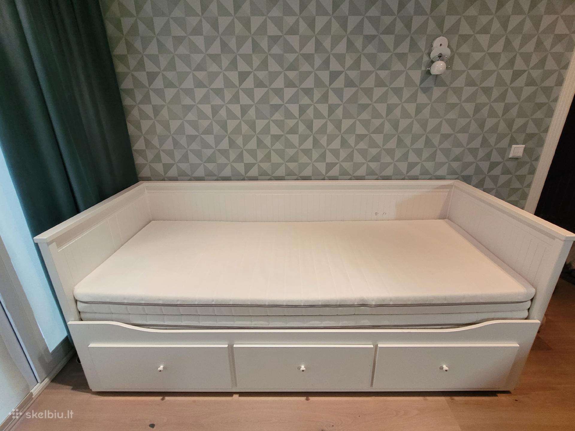 Naudota Hemnes ( Ikea) ištraukiama lova