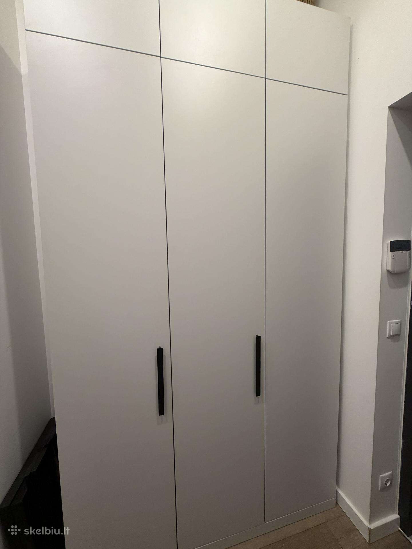 Pilka Ikea spinta